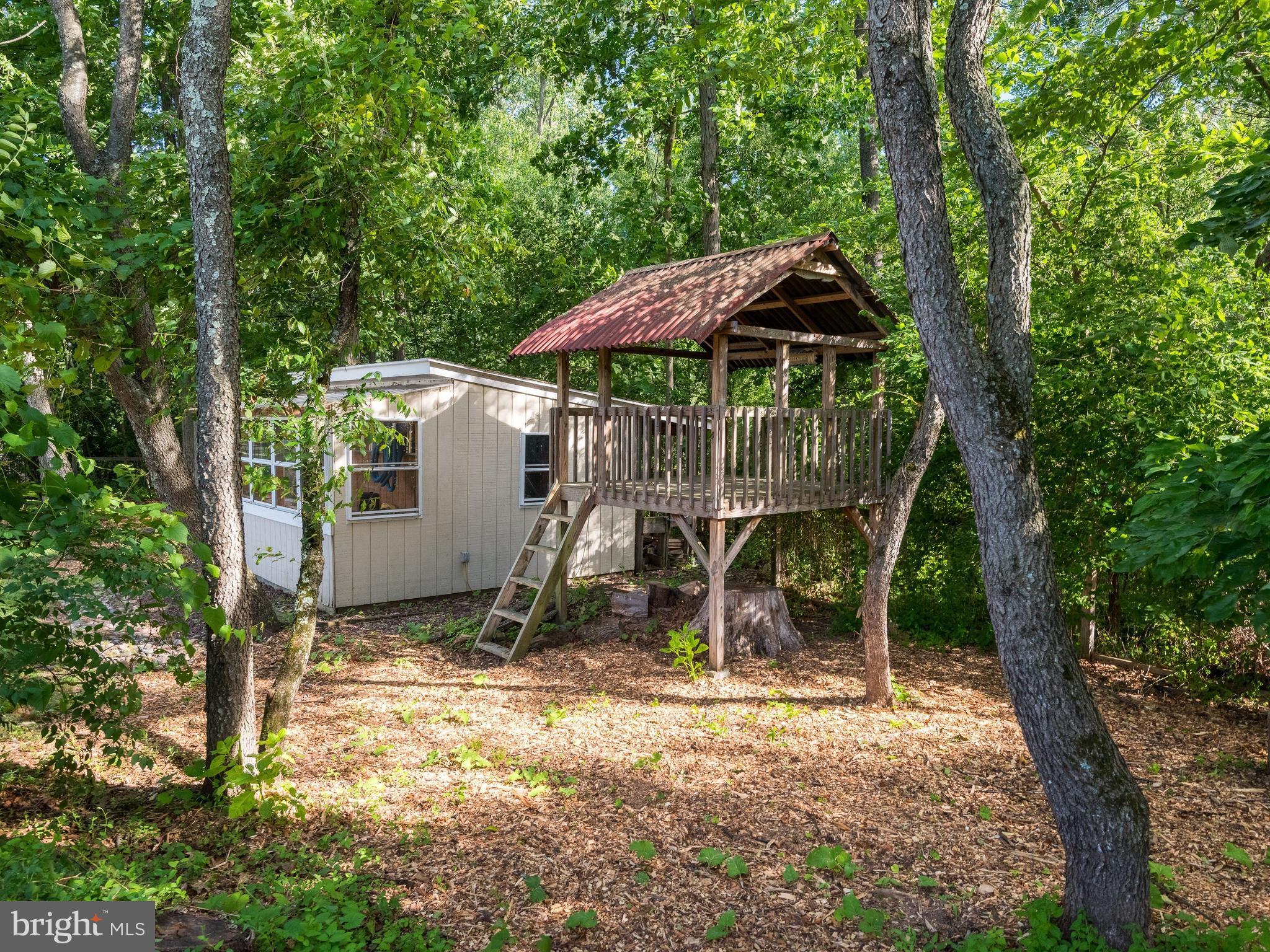 PROVIDENCE KNOLL - Residential