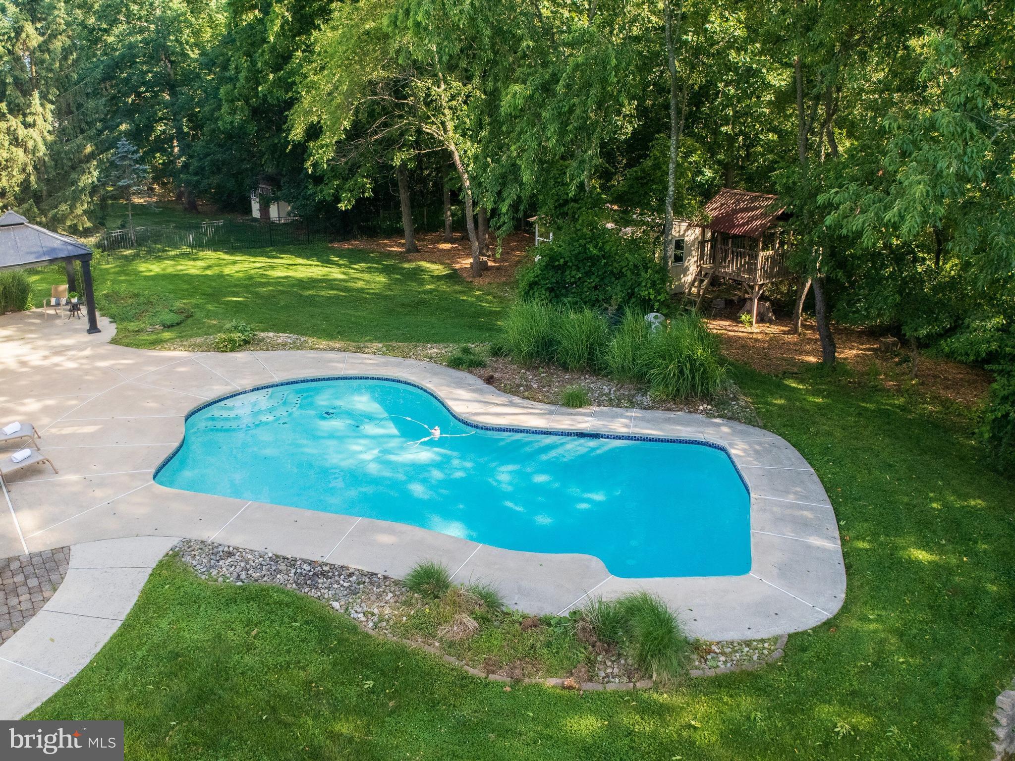 PROVIDENCE KNOLL - Residential