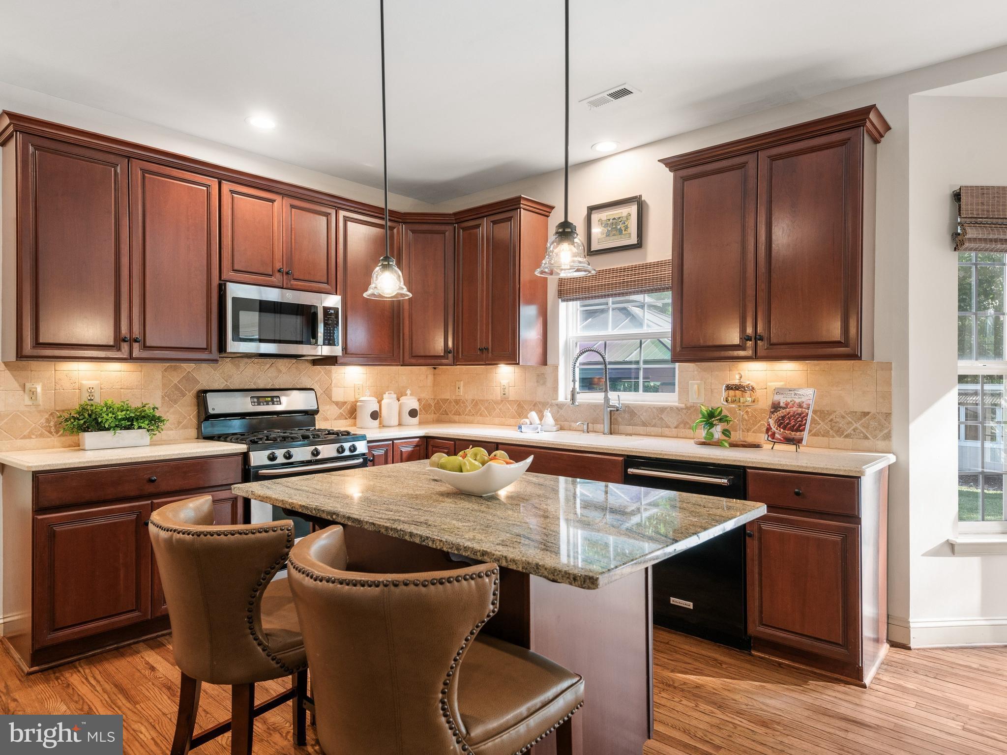 PROVIDENCE KNOLL - Residential