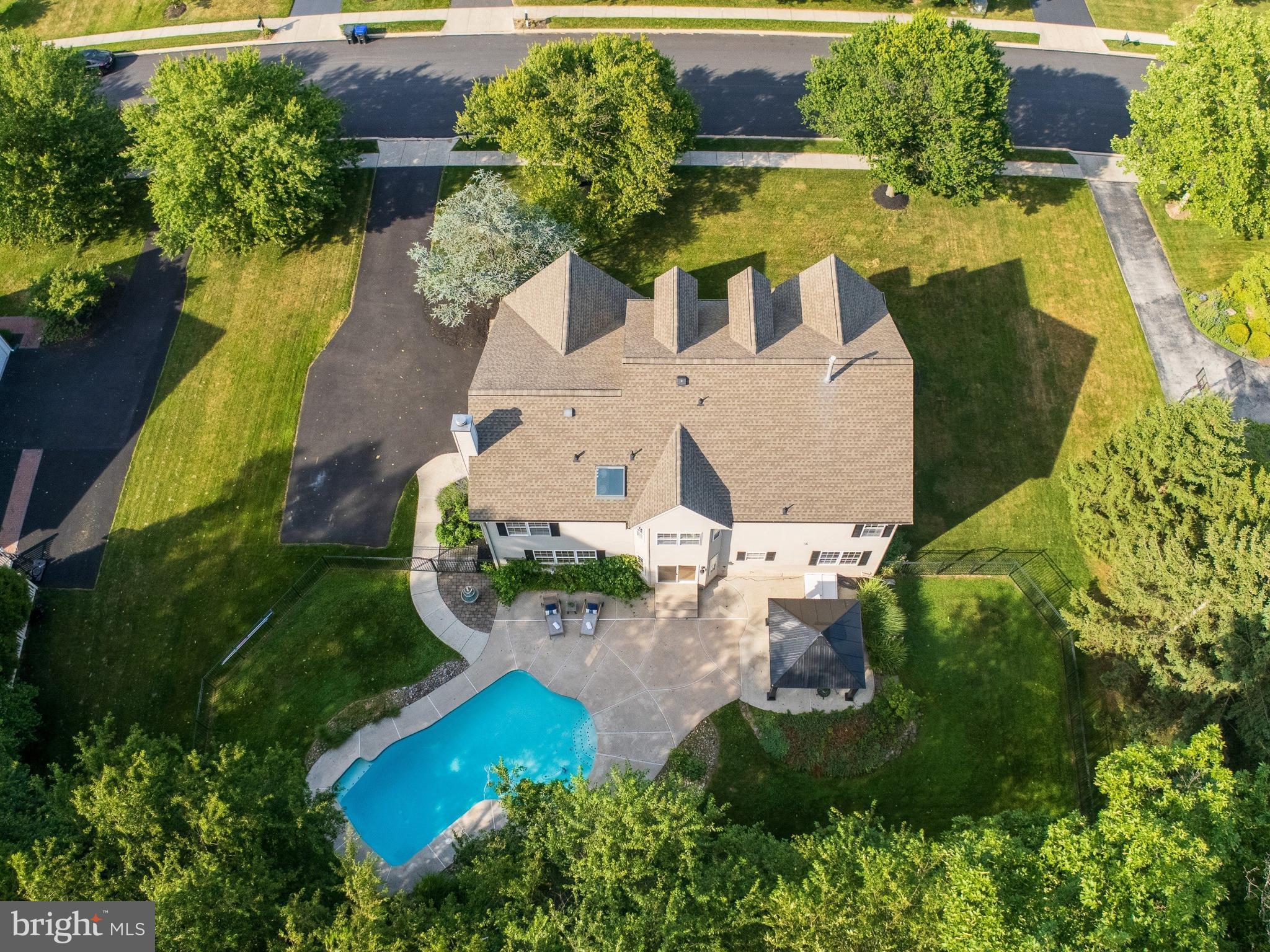 PROVIDENCE KNOLL - Residential