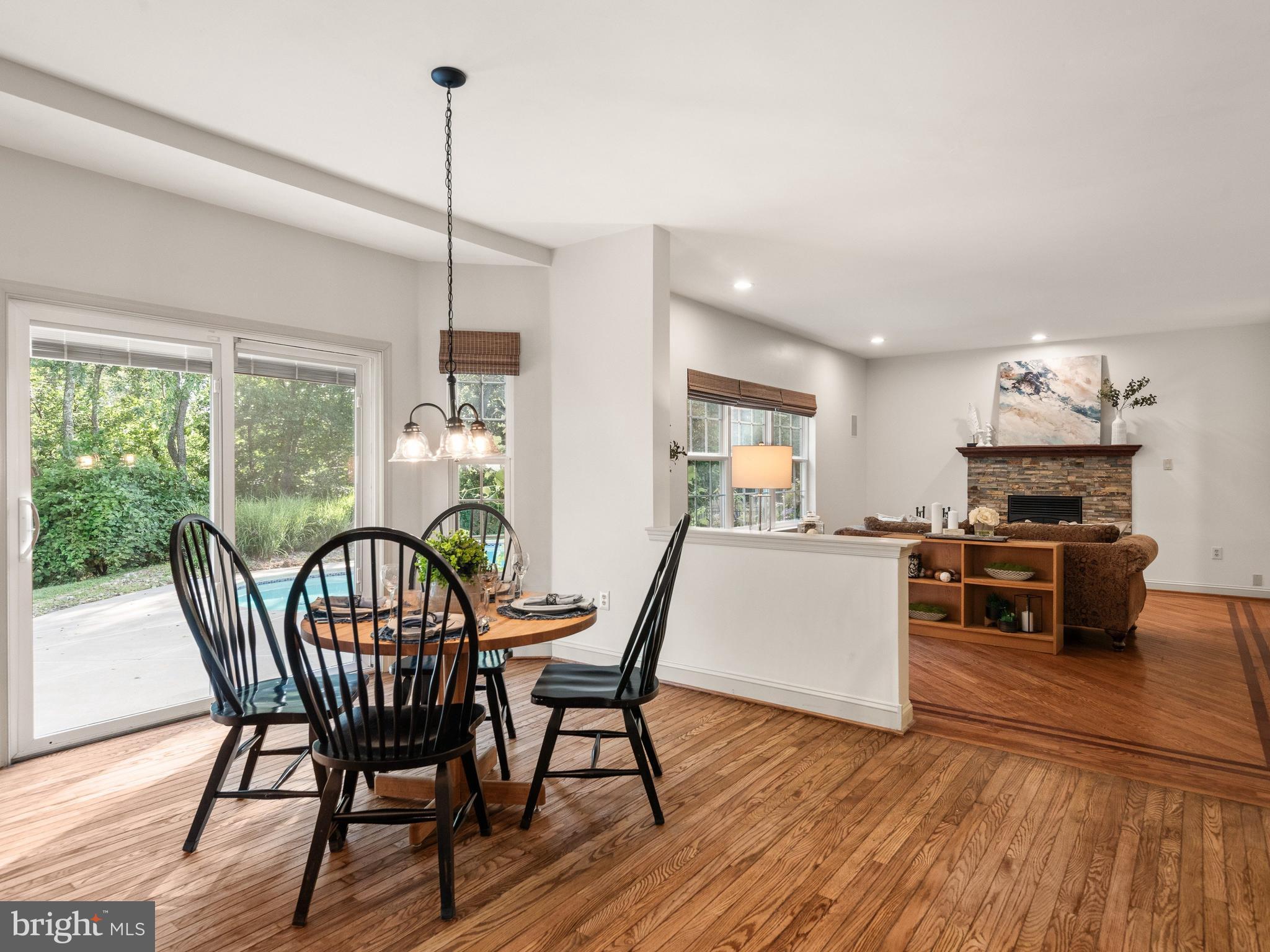 PROVIDENCE KNOLL - Residential