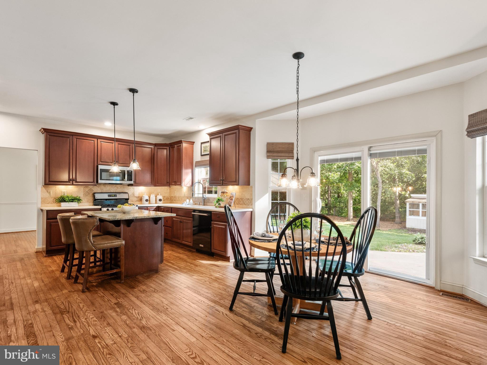 PROVIDENCE KNOLL - Residential