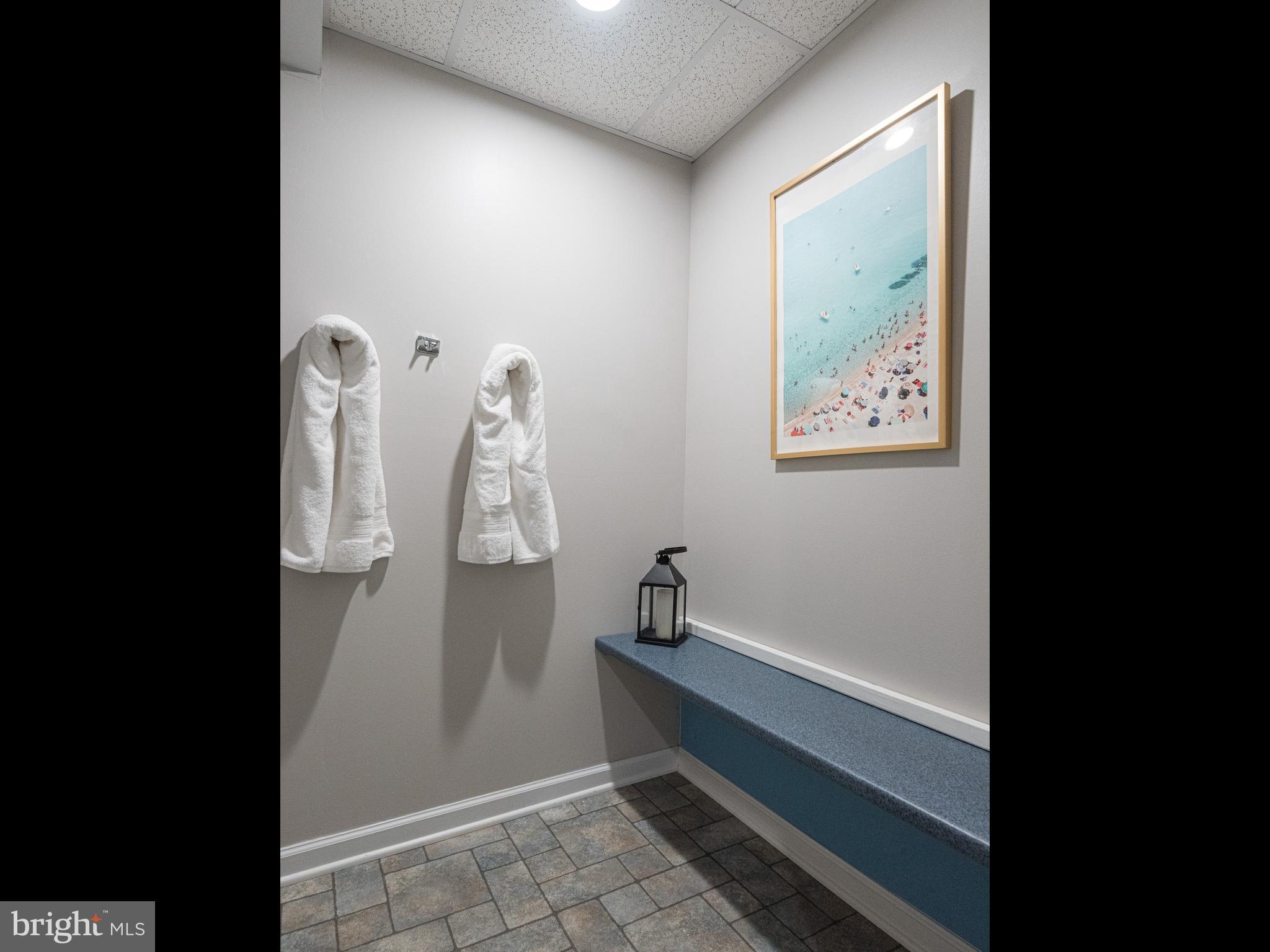 PROVIDENCE KNOLL - Residential