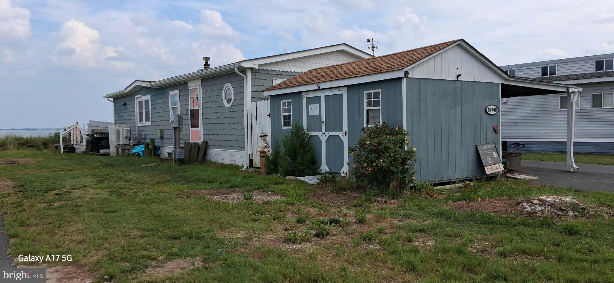 WHITE HOUSE BEACH - Residential