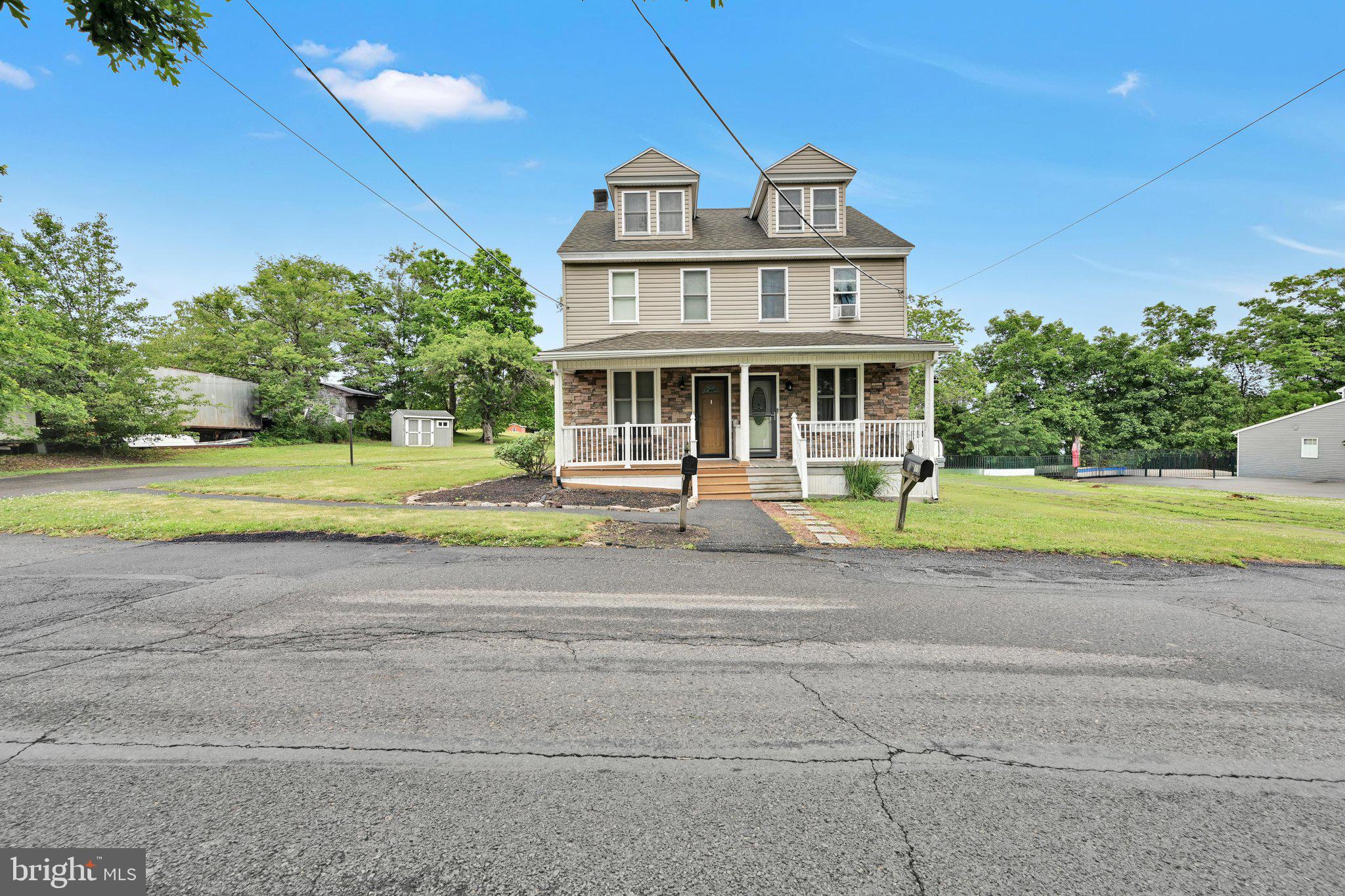 MINERSVILLE - Residential