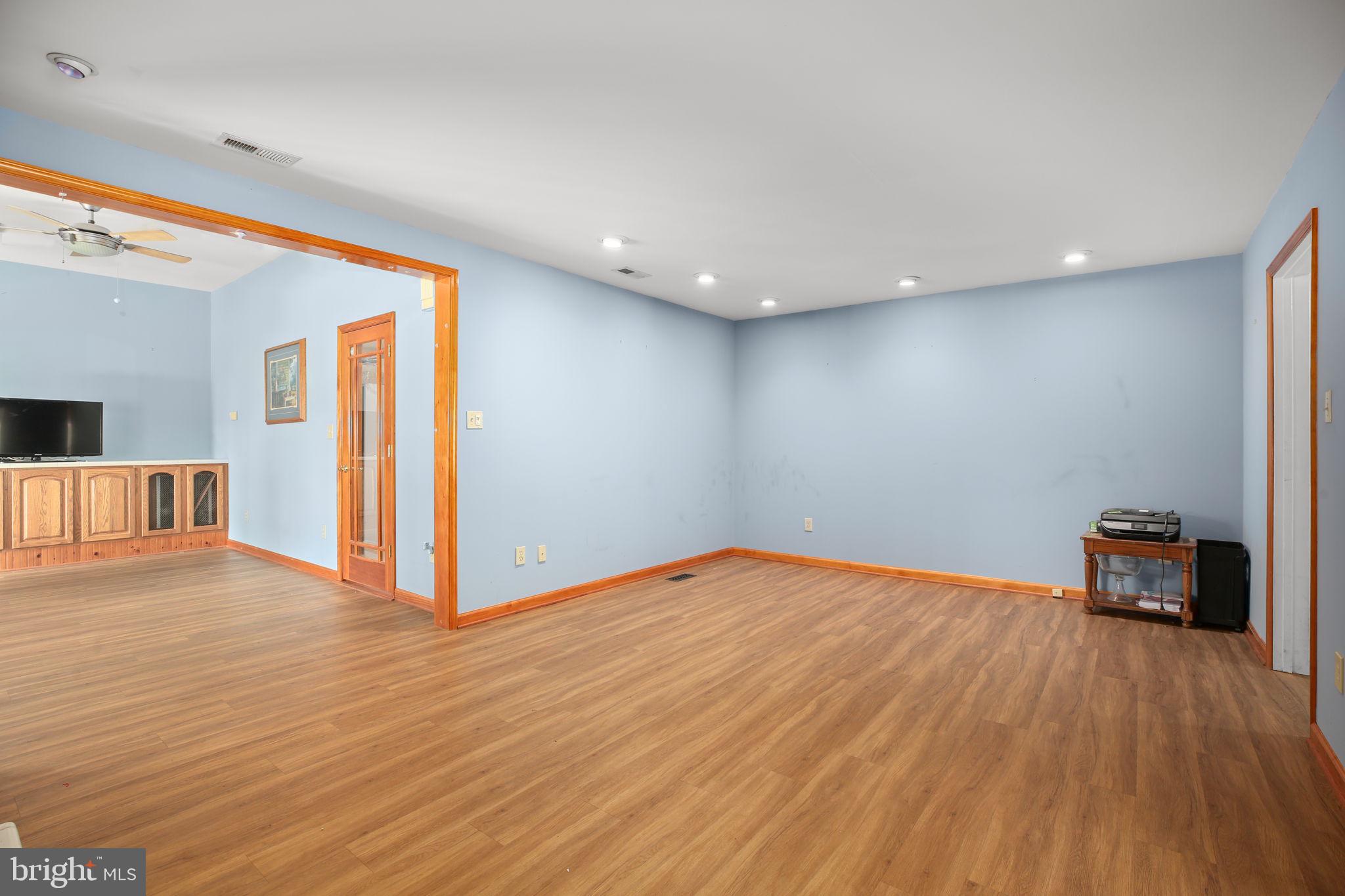 LYNWOOD - Residential