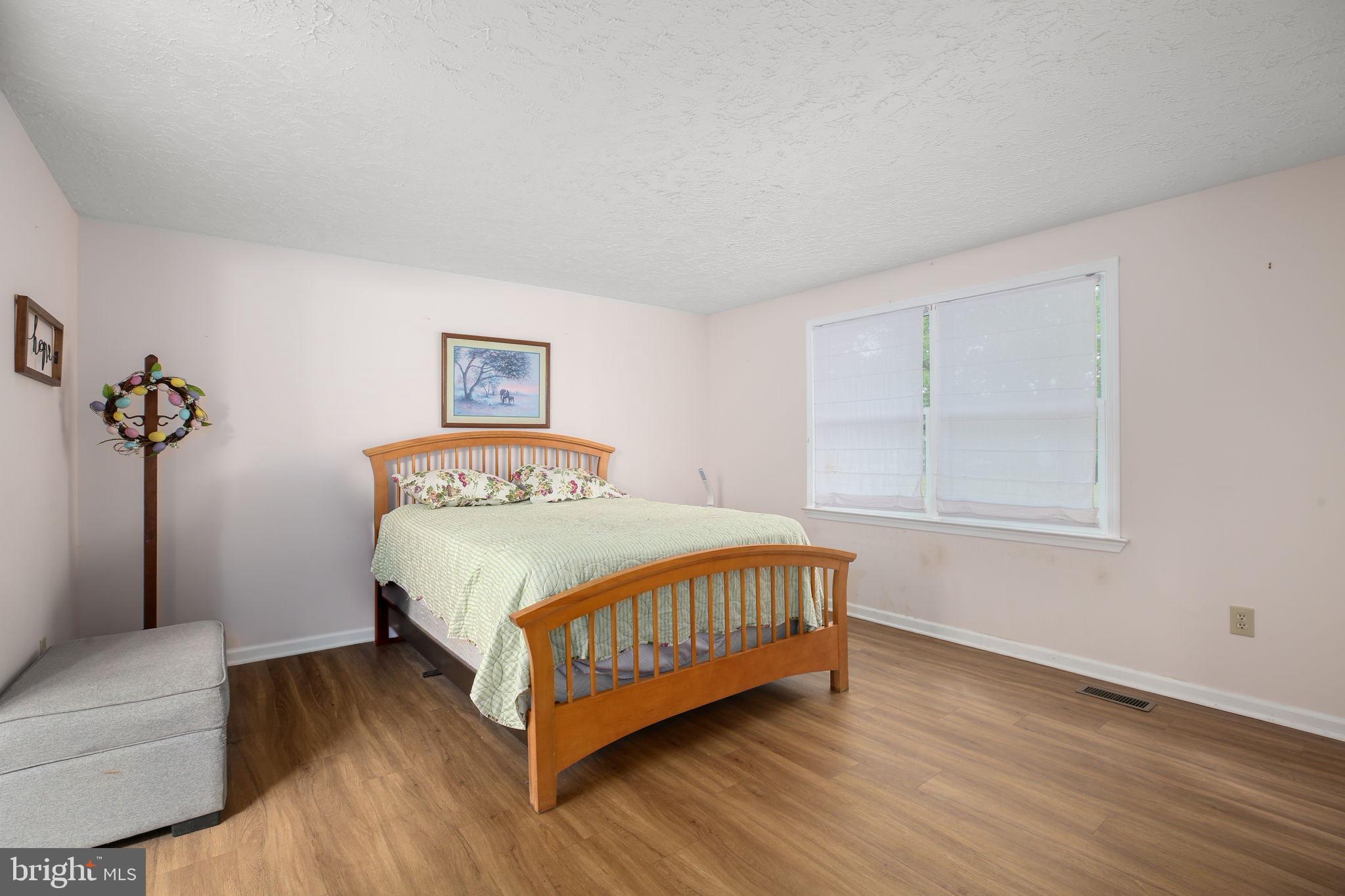 LYNWOOD - Residential
