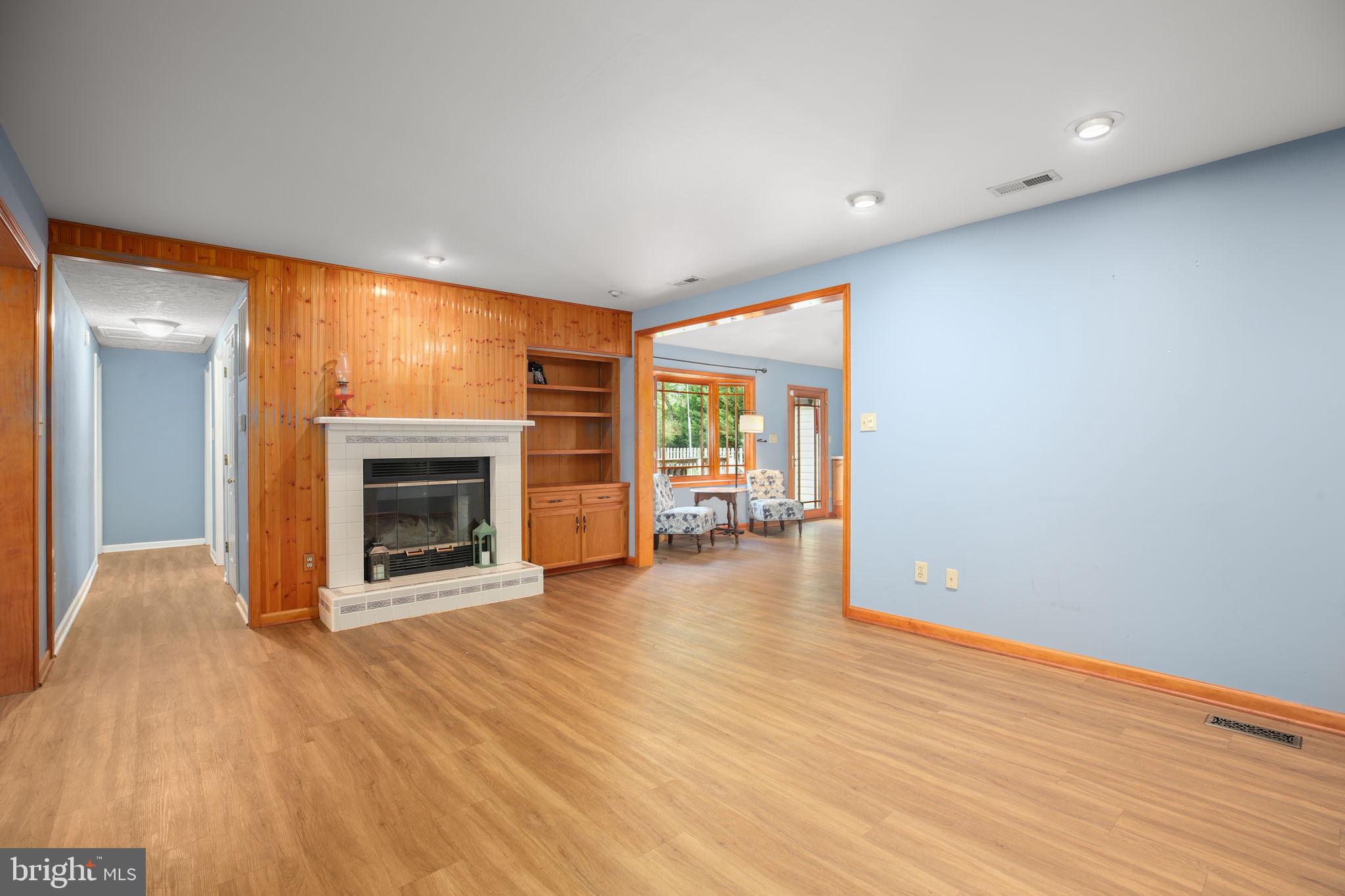 LYNWOOD - Residential