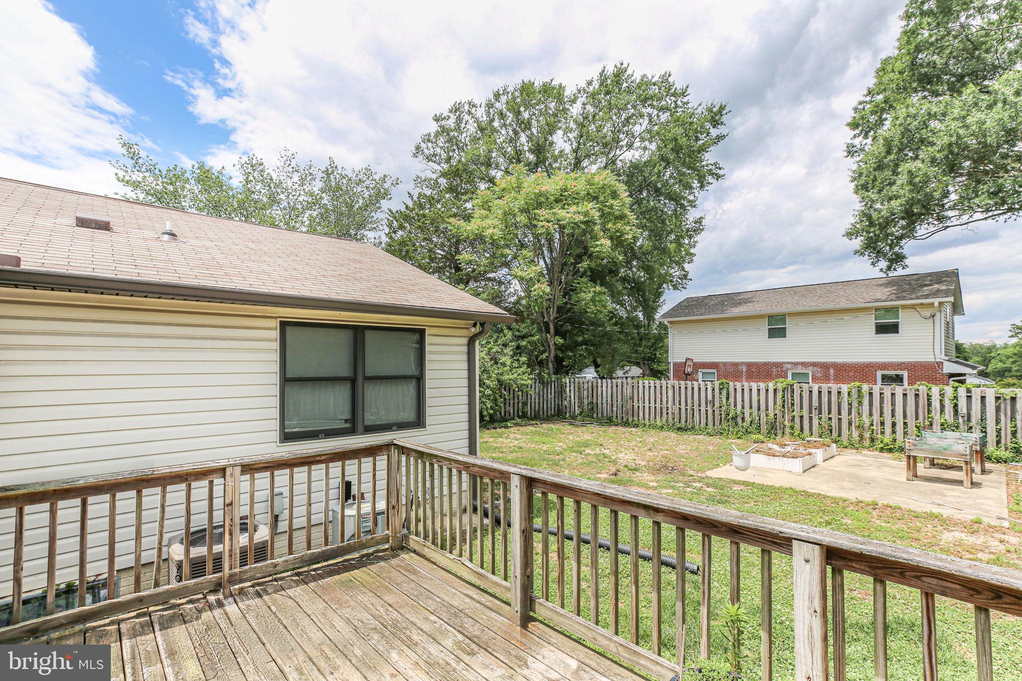 LYNWOOD - Residential