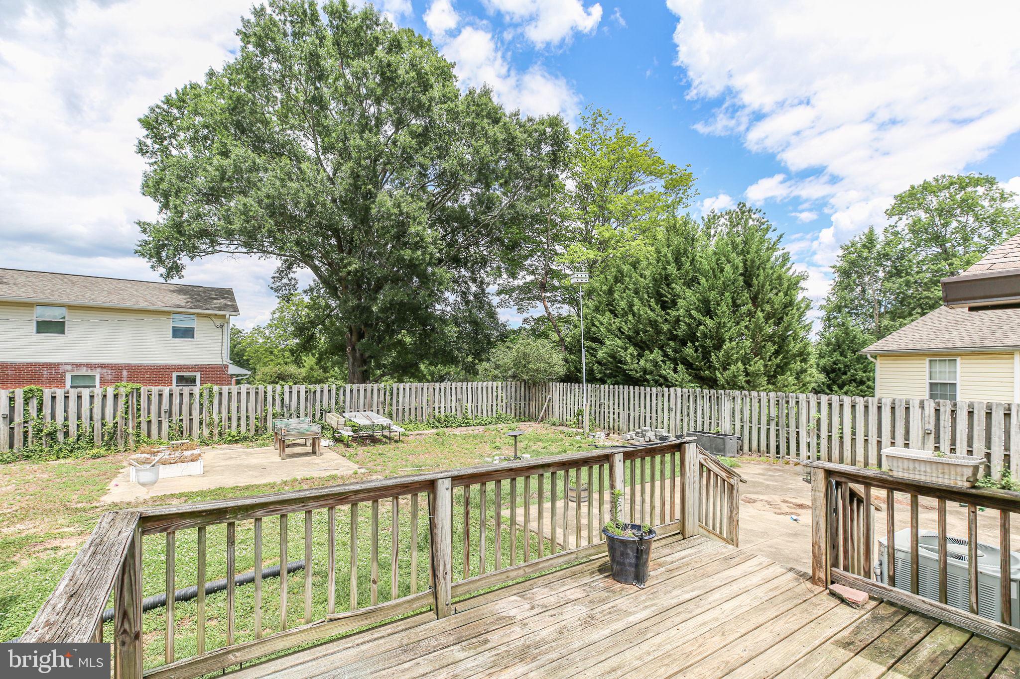LYNWOOD - Residential