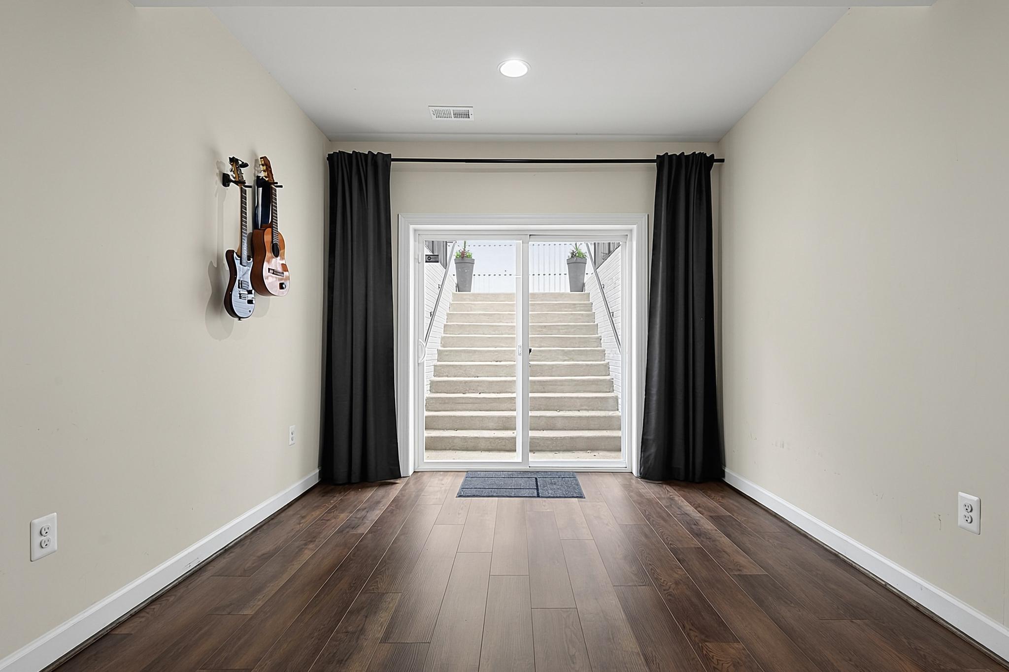 BURKE JUNCTION - Residential