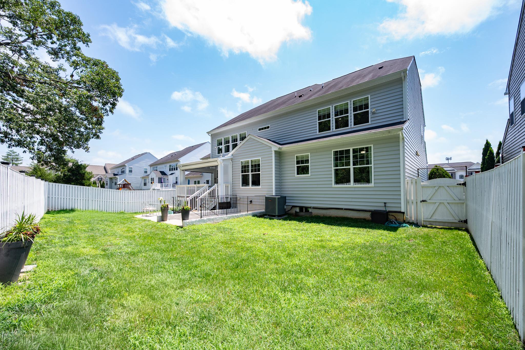 BURKE JUNCTION - Residential