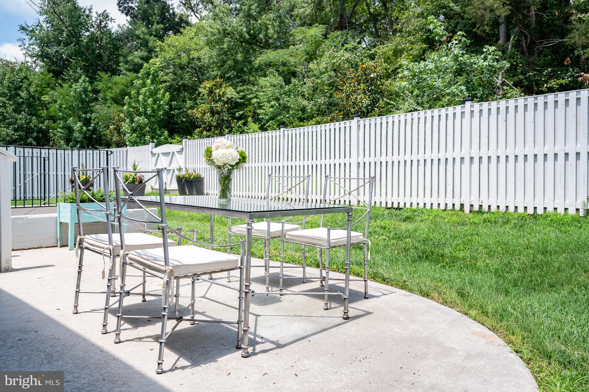 BURKE JUNCTION - Residential