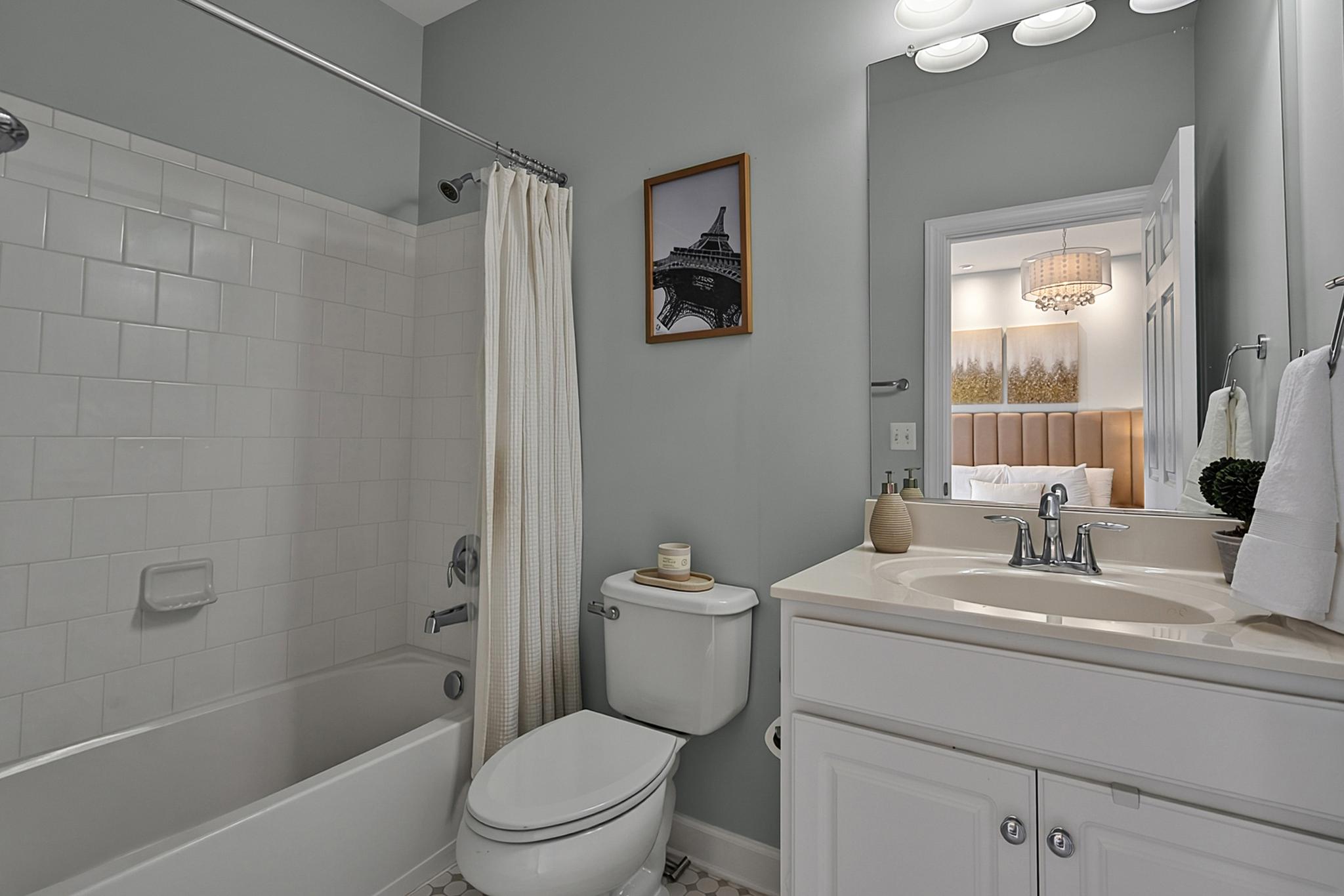 BURKE JUNCTION - Residential