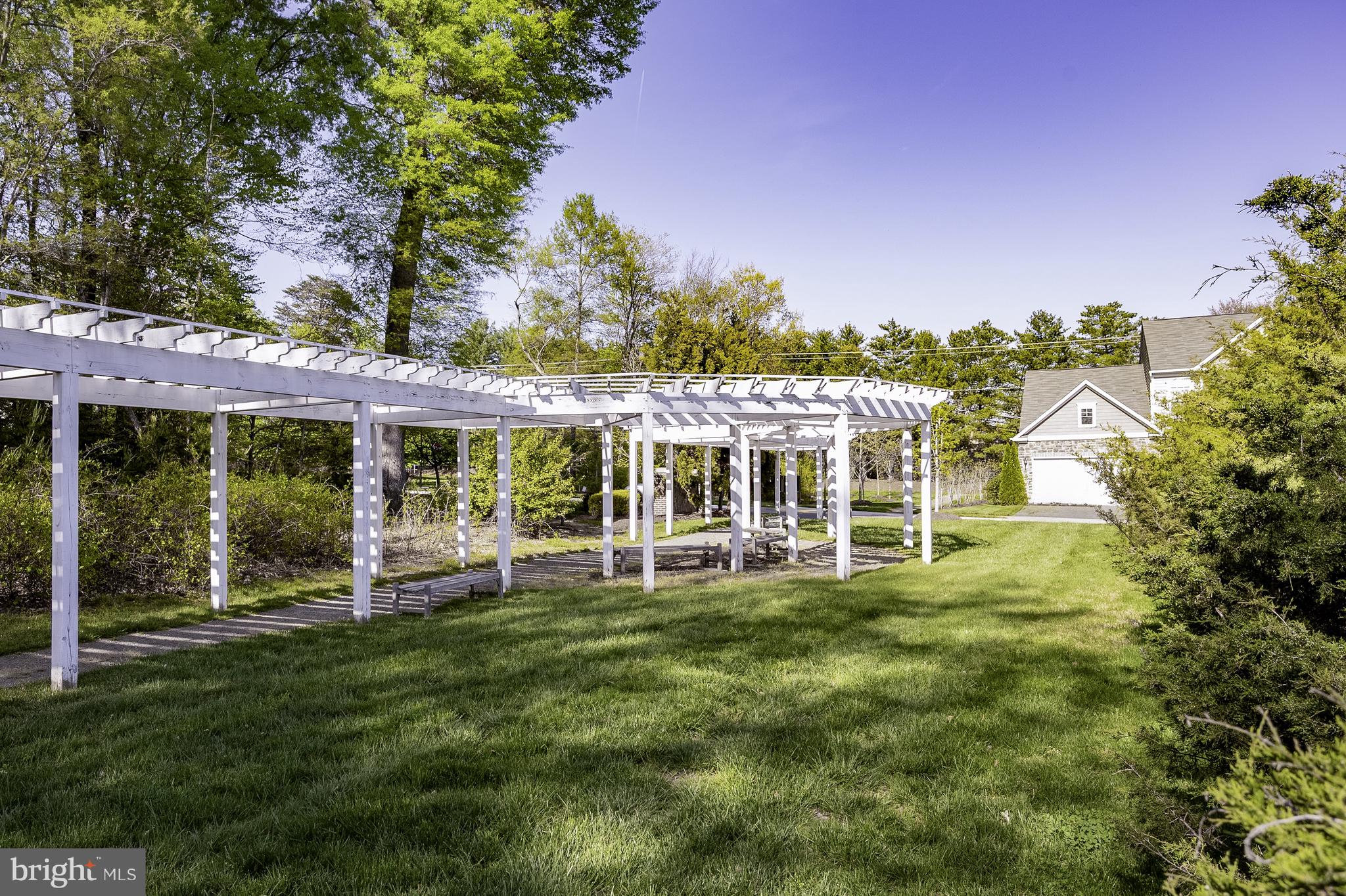 BURKE JUNCTION - Residential