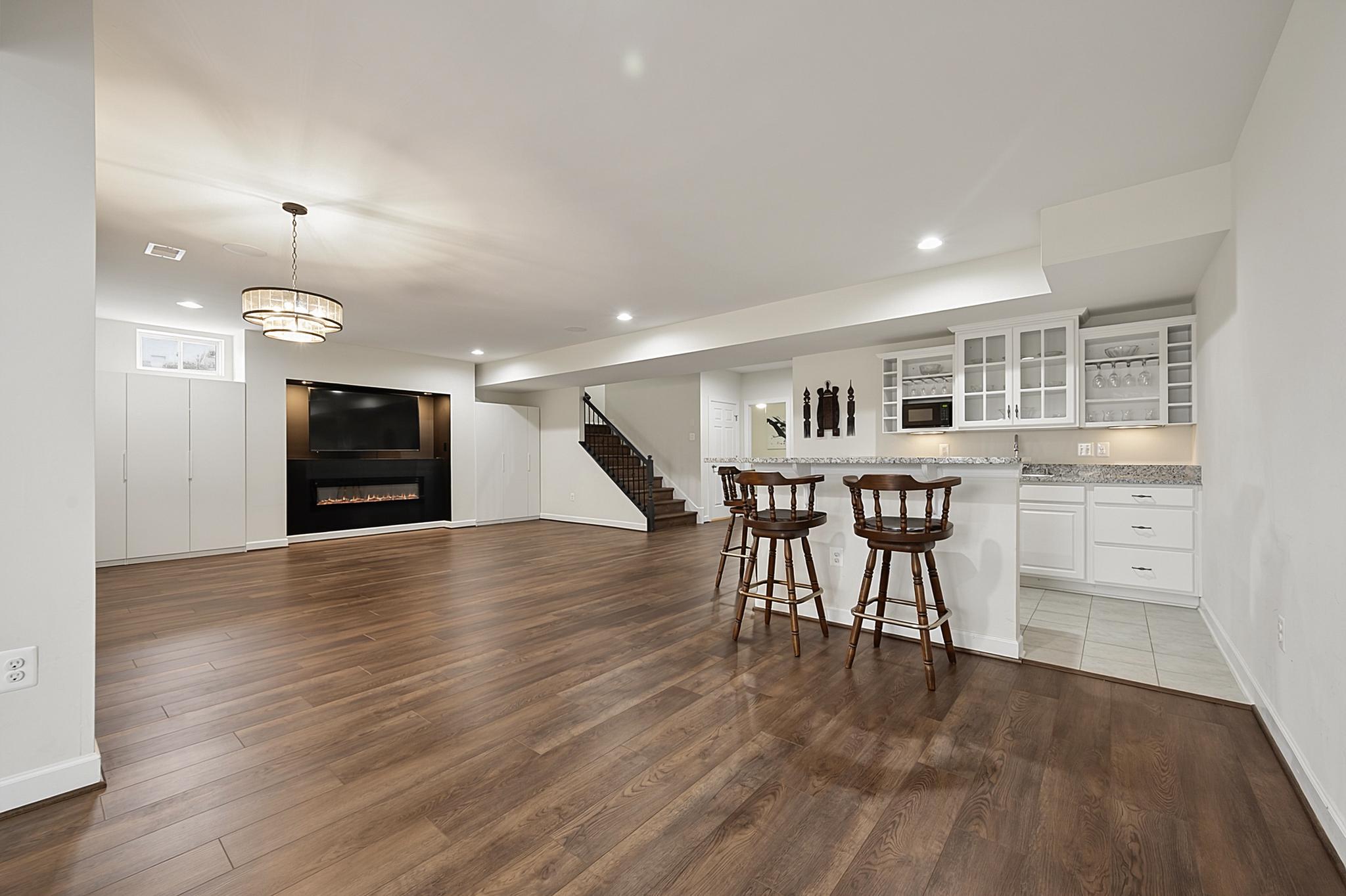 BURKE JUNCTION - Residential