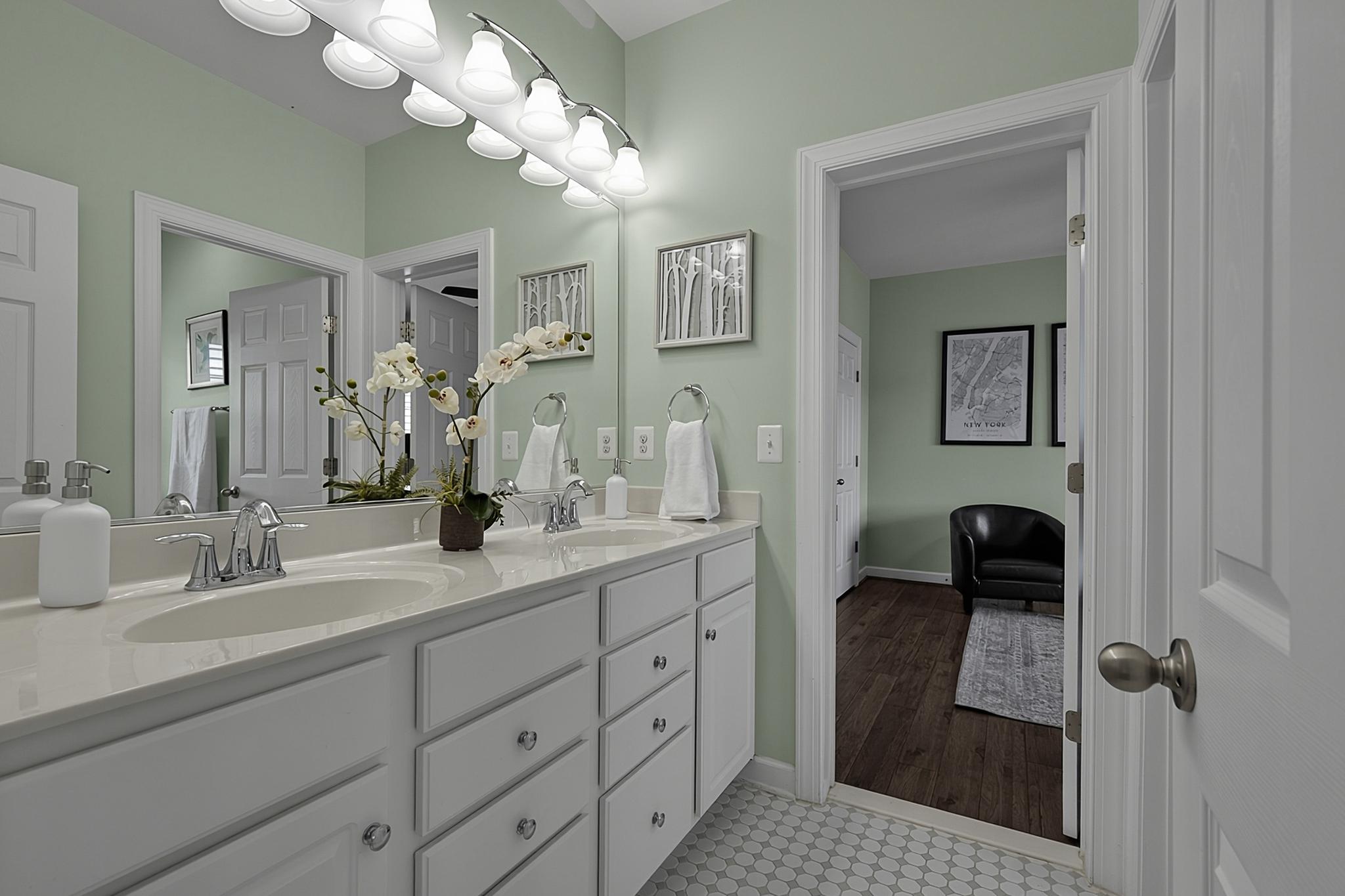 BURKE JUNCTION - Residential