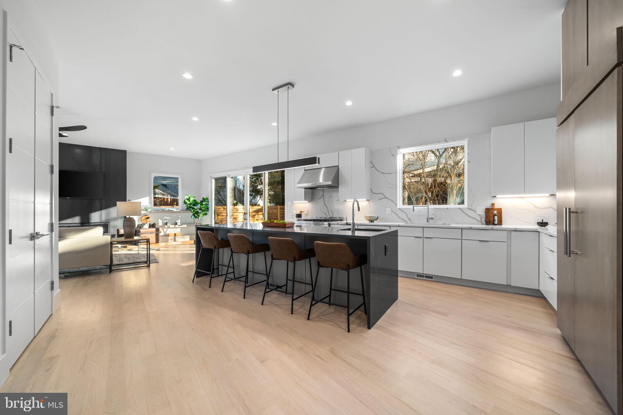 ARLINGTON FOREST - Residential