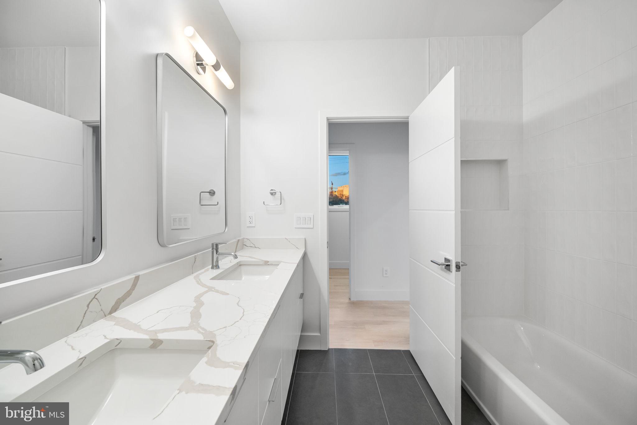 ARLINGTON FOREST - Residential