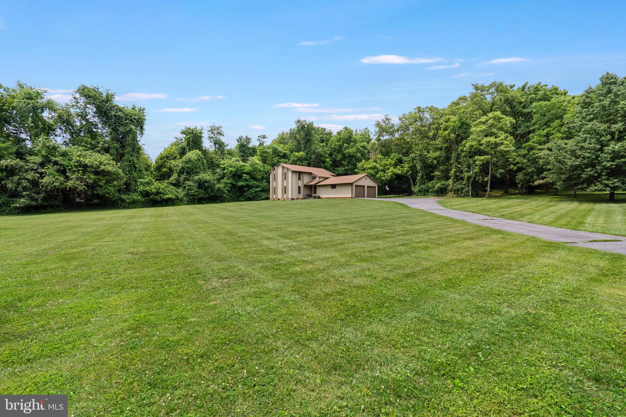 HONEYWOOD ON THE POTOMAC - Residential