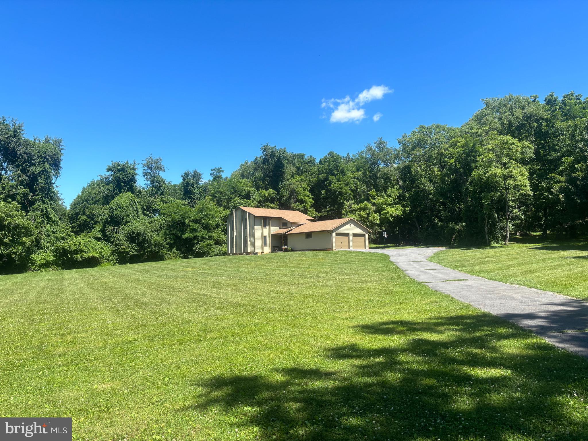 HONEYWOOD ON THE POTOMAC - Residential