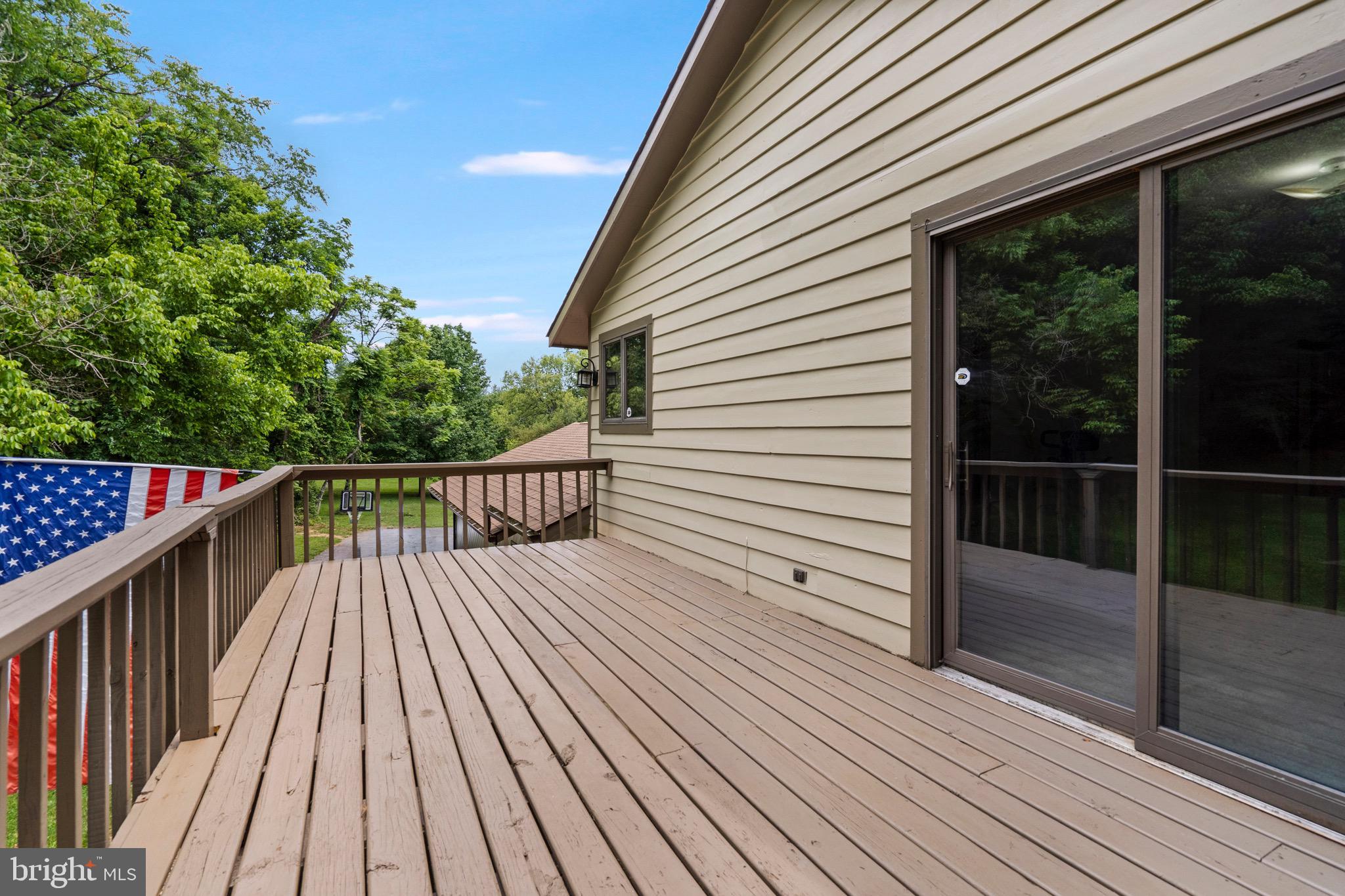 HONEYWOOD ON THE POTOMAC - Residential