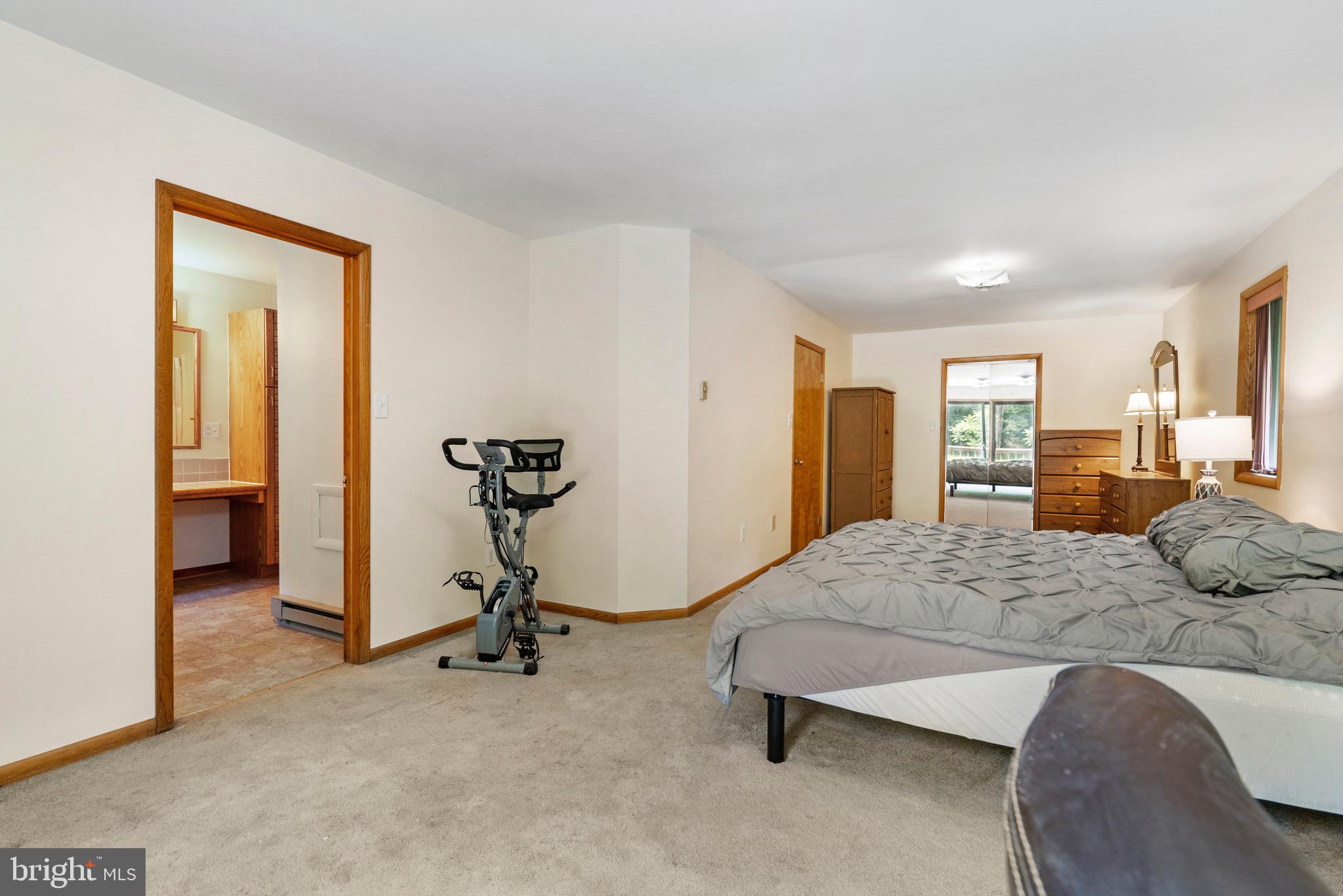 HONEYWOOD ON THE POTOMAC - Residential