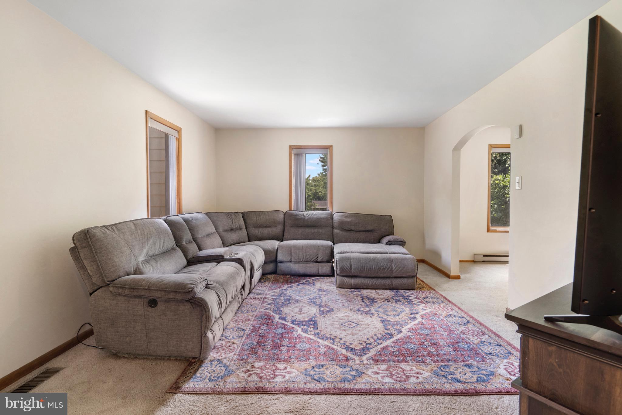 HONEYWOOD ON THE POTOMAC - Residential