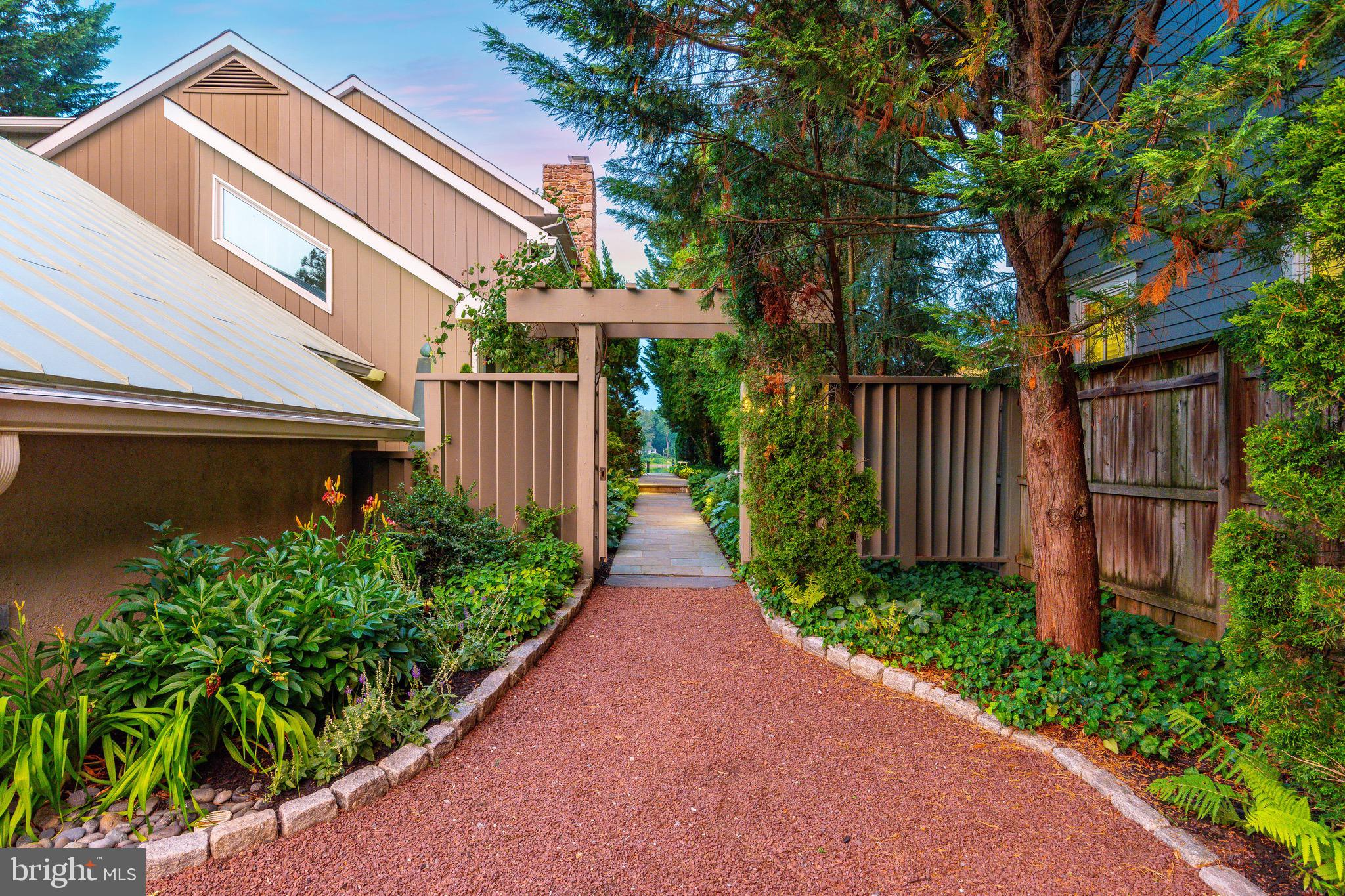 NEW HOPE - Residential