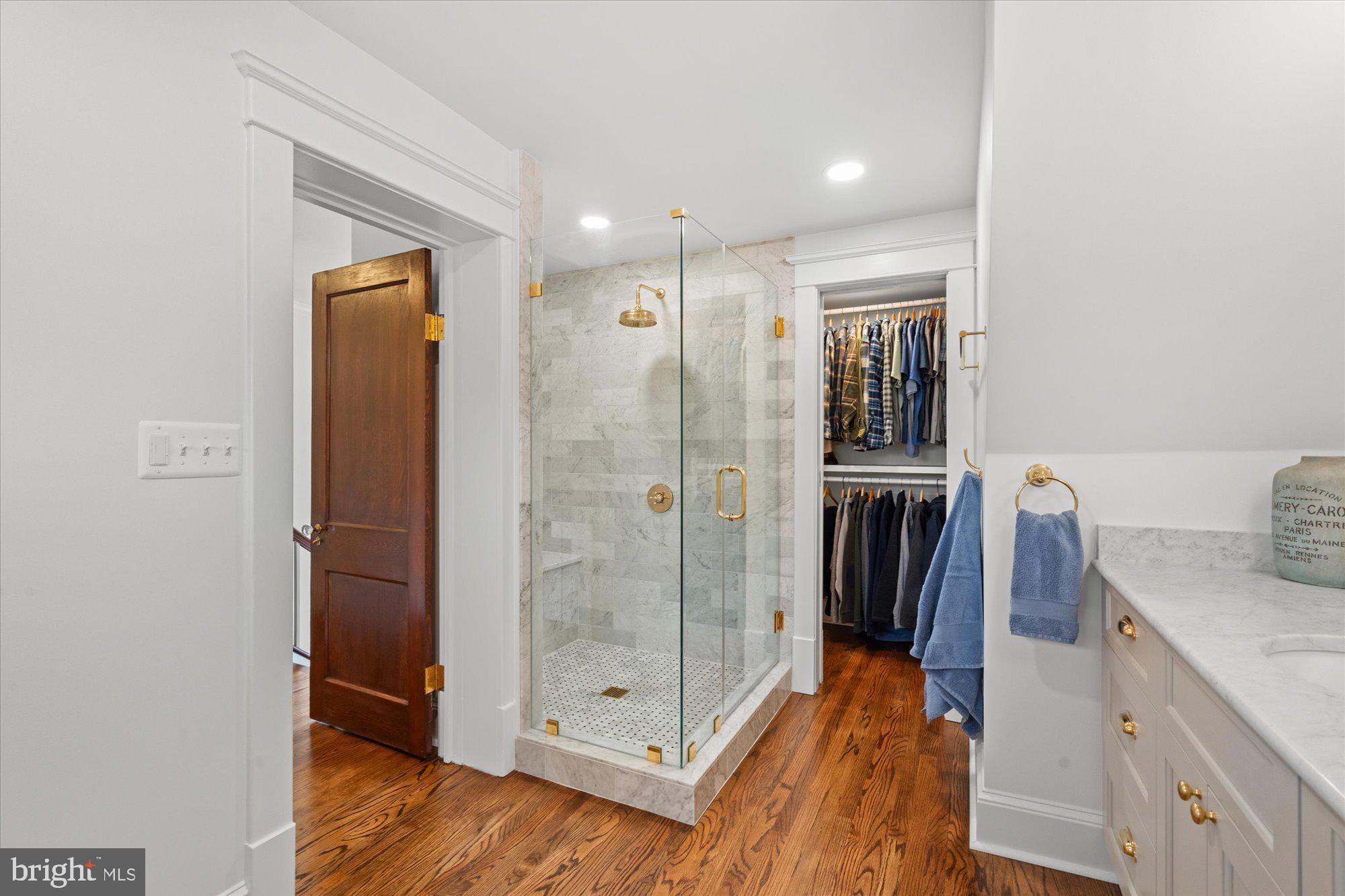 ROSEMONT - Residential