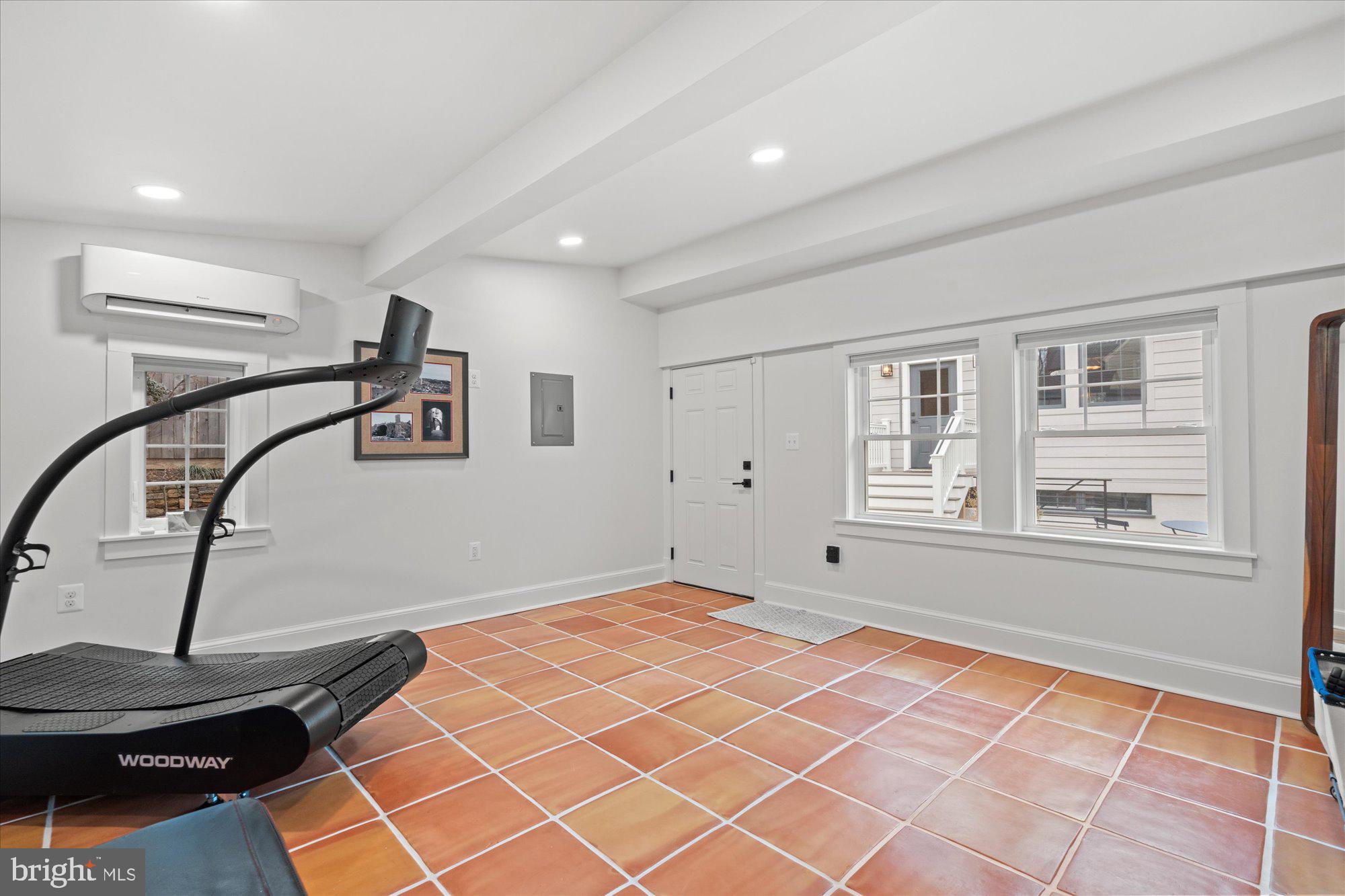 ROSEMONT - Residential