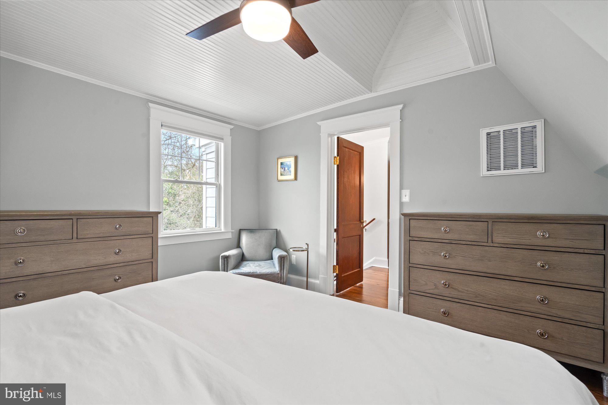 ROSEMONT - Residential