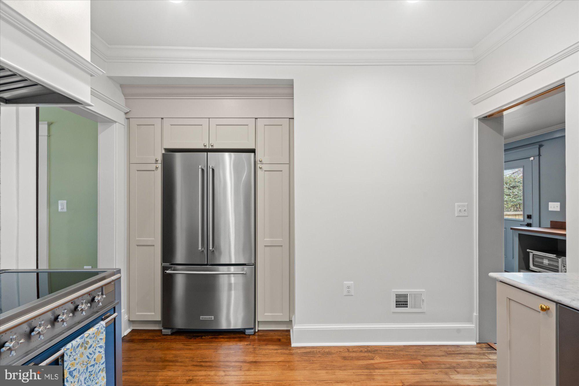 ROSEMONT - Residential