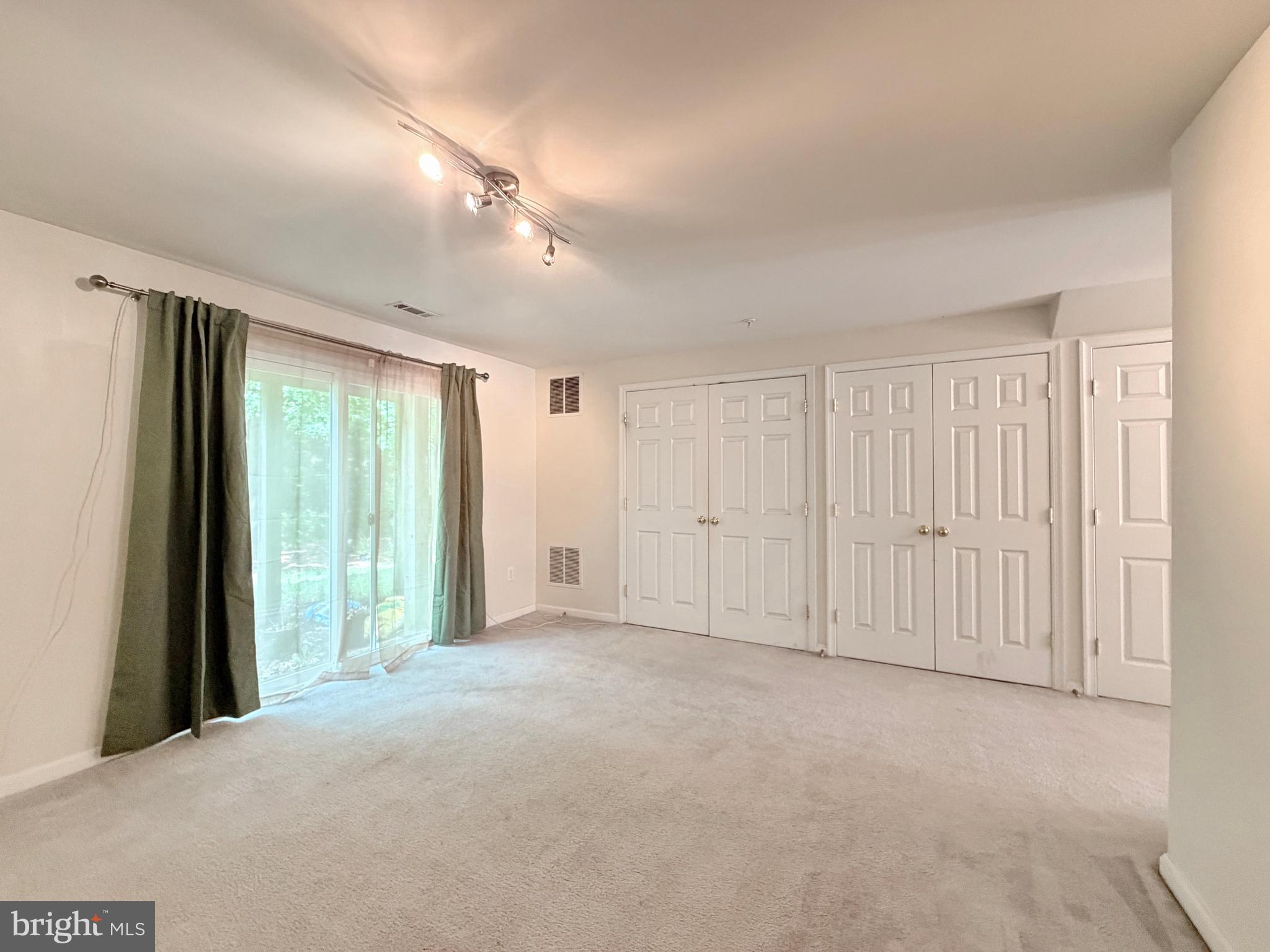 GREENHAVEN RUN - Residential