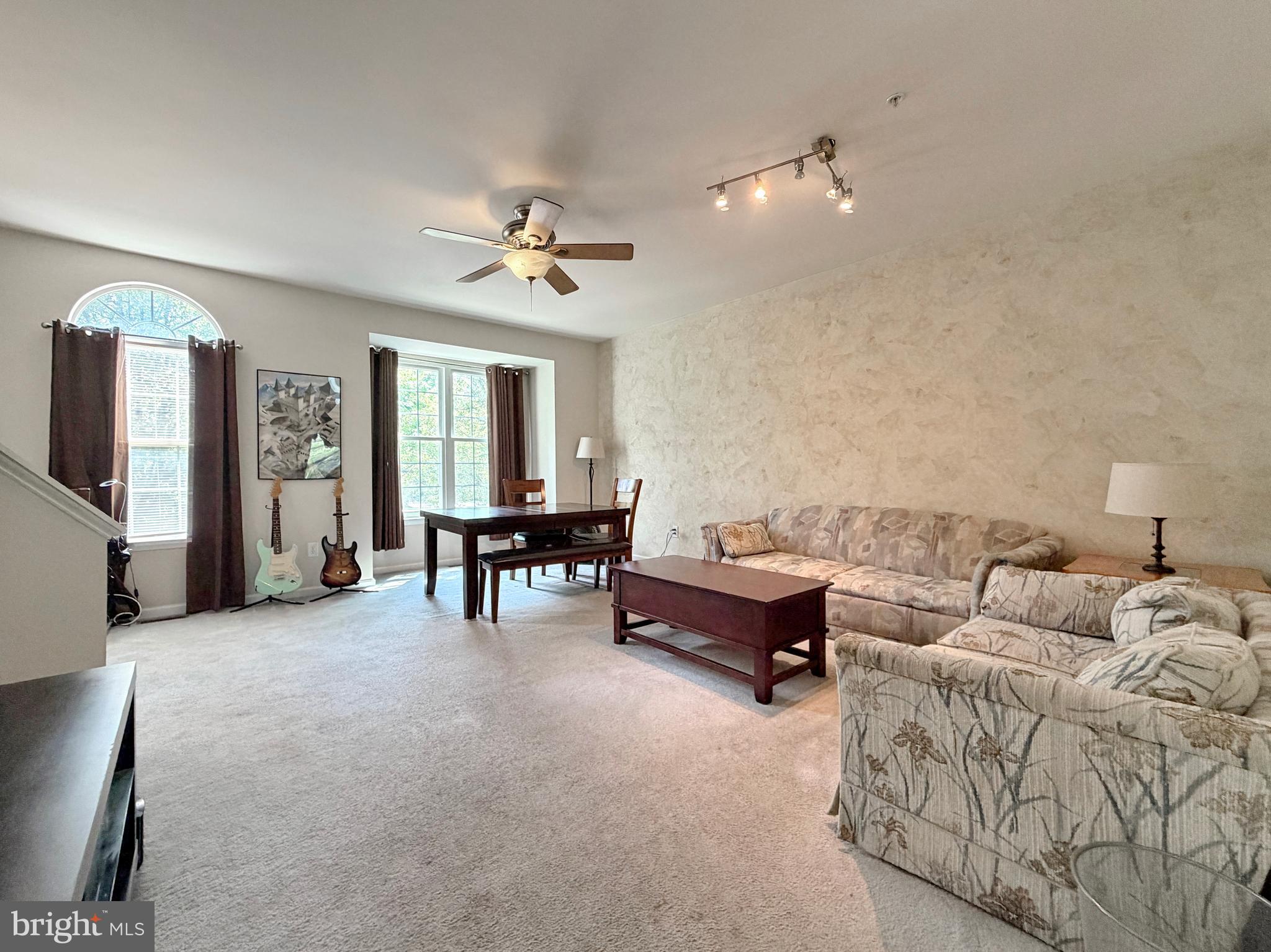 GREENHAVEN RUN - Residential