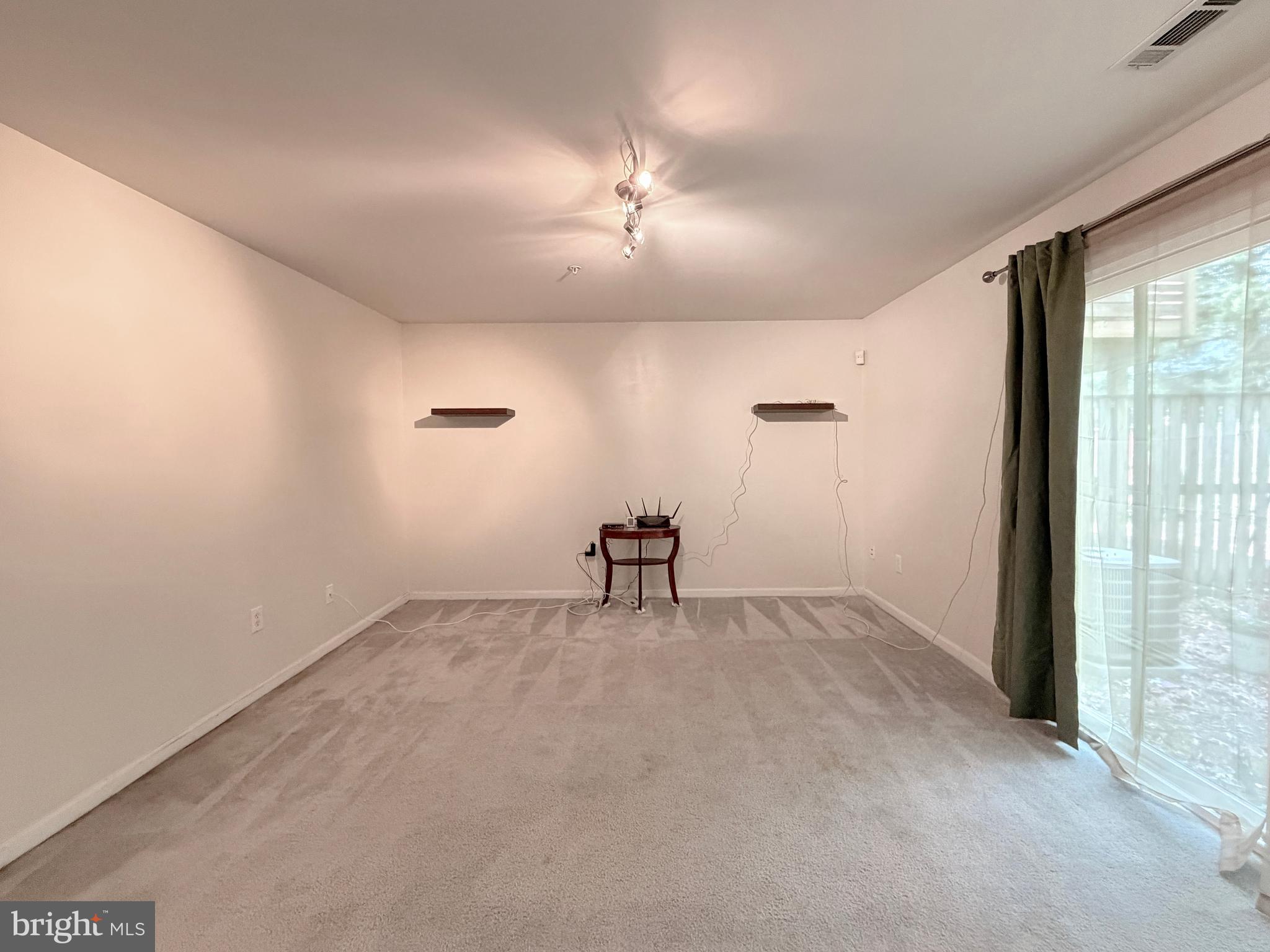 GREENHAVEN RUN - Residential