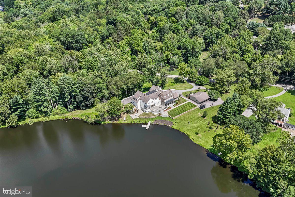 HILLOCH MANOR - Residential