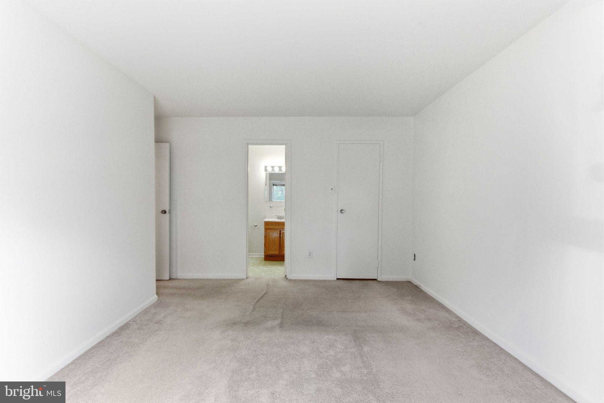 EDSALL BLUFF - Residential