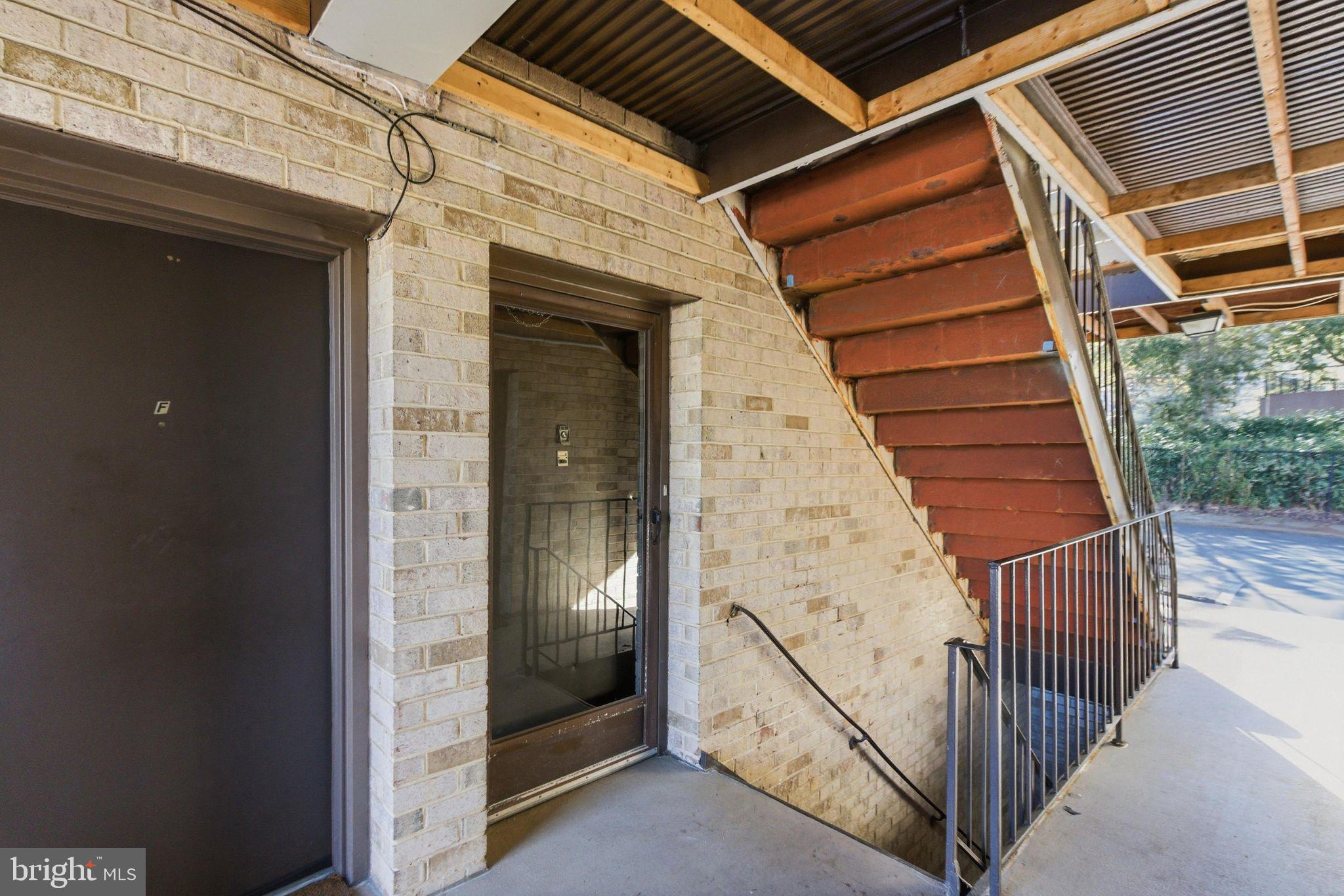 EDSALL BLUFF - Residential