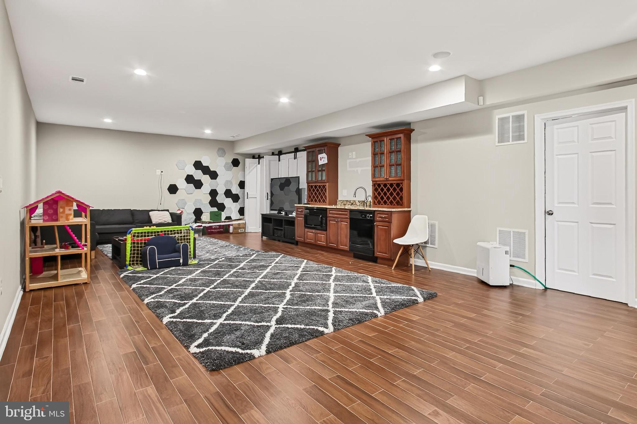 KIRKPATRICK FARMS - Residential