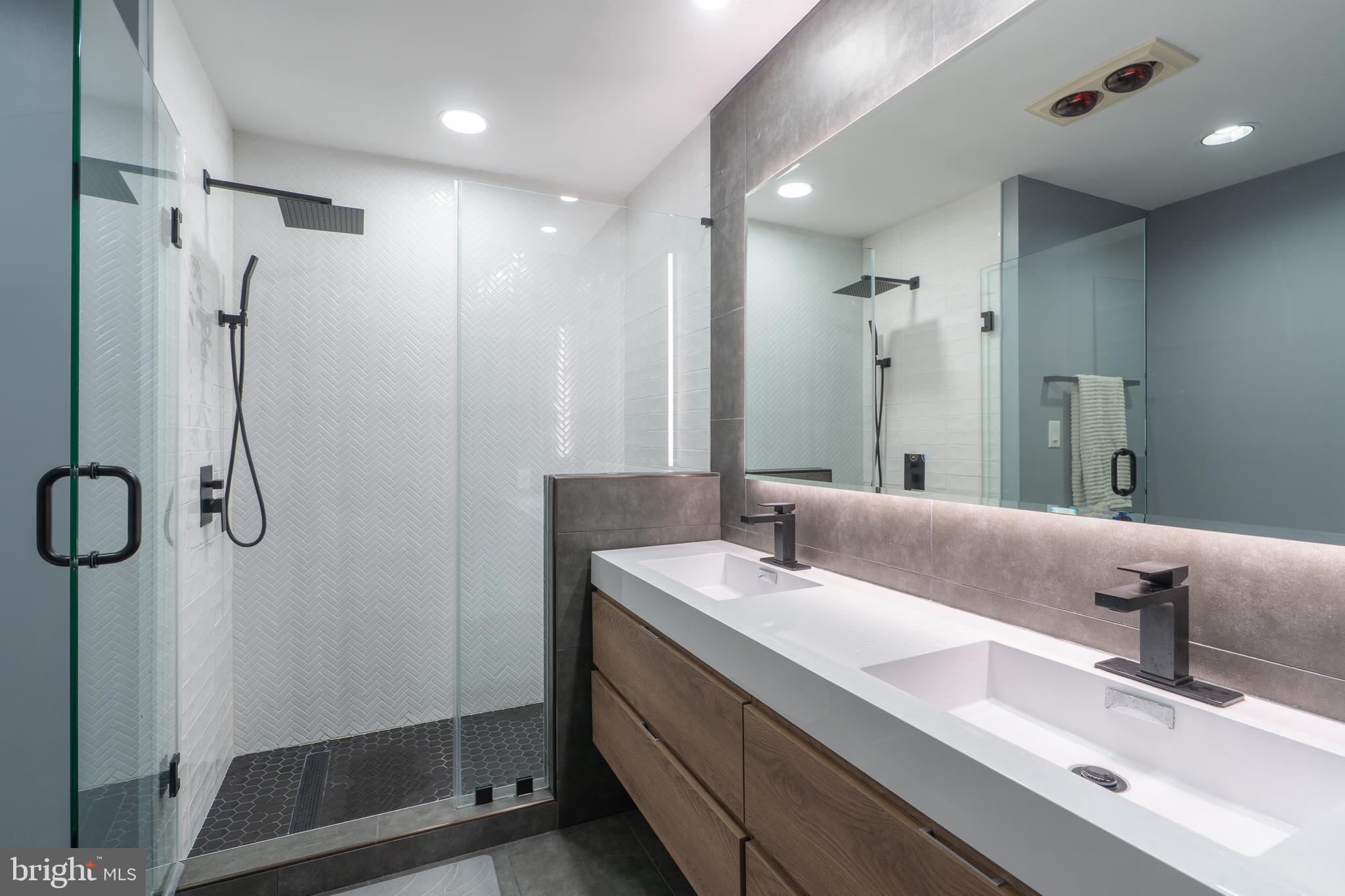 POTOMAC CREST - Residential