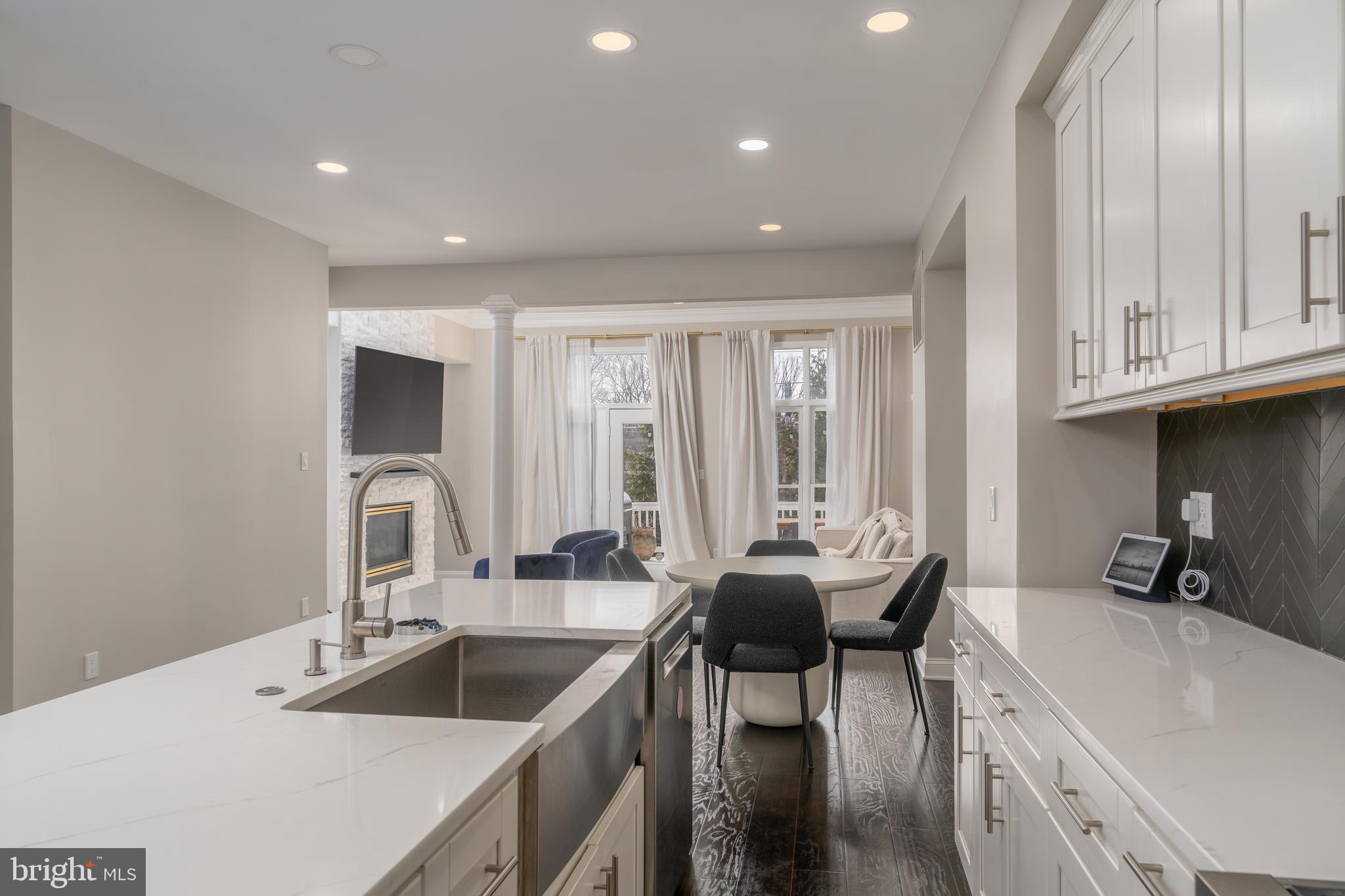 POTOMAC CREST - Residential