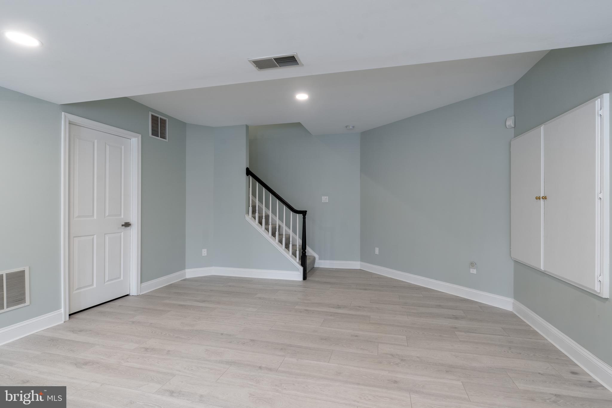 POTOMAC CREST - Residential