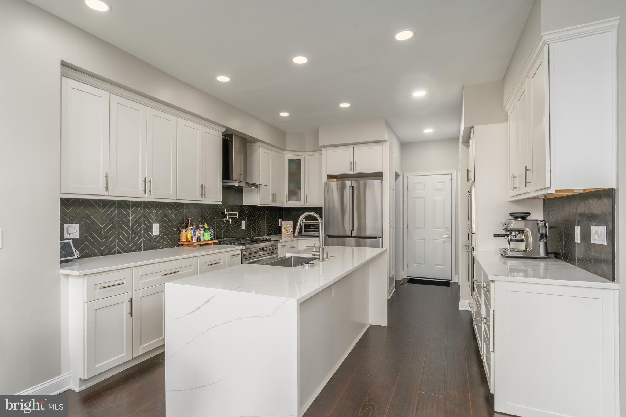 POTOMAC CREST - Residential