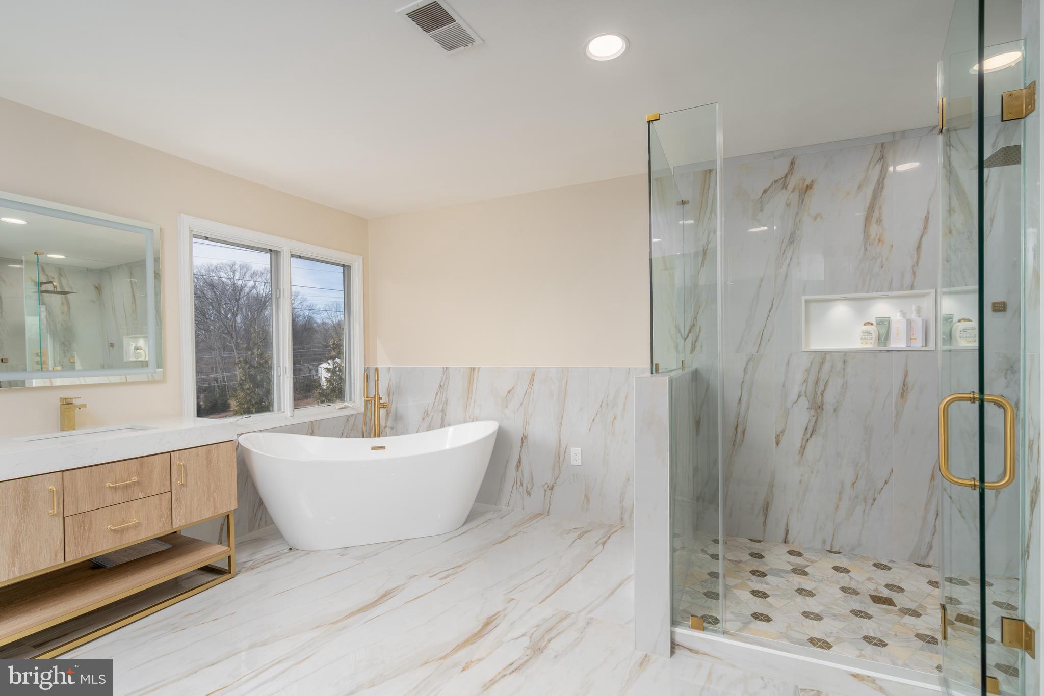 POTOMAC CREST - Residential