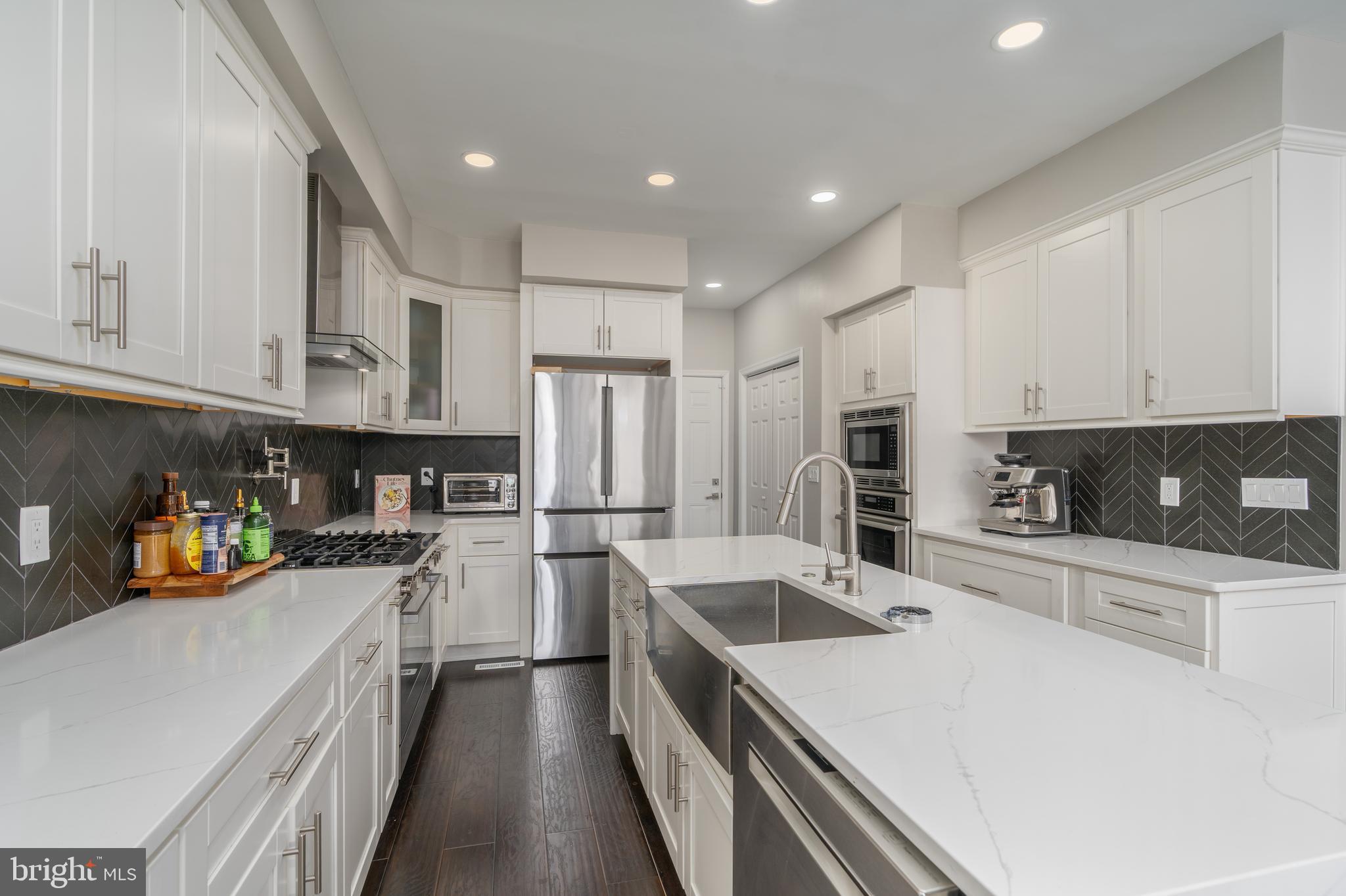 POTOMAC CREST - Residential