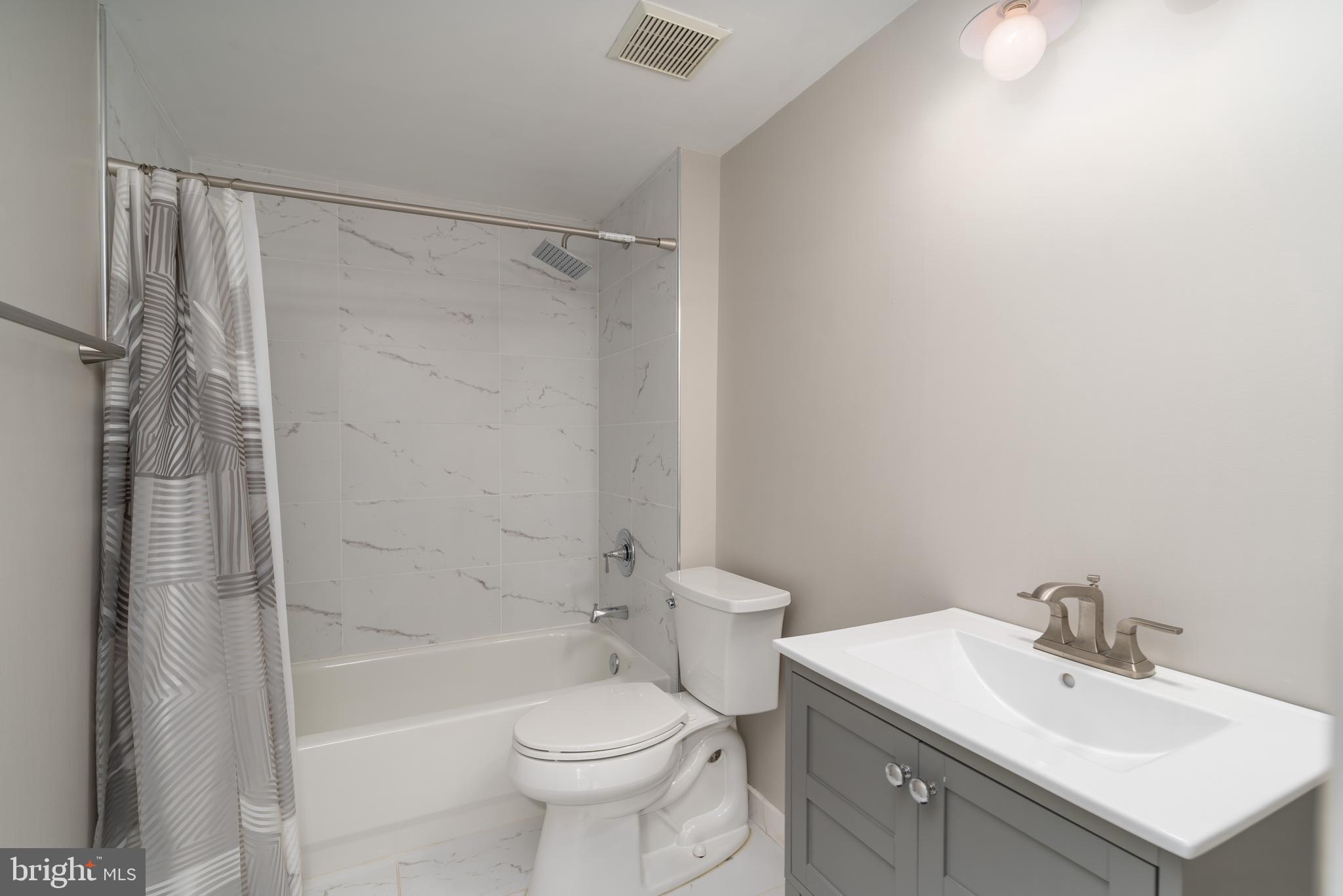 POTOMAC CREST - Residential