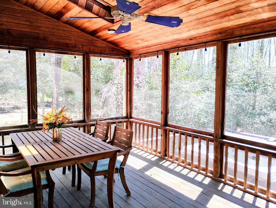 EAGLE HILL - Residential