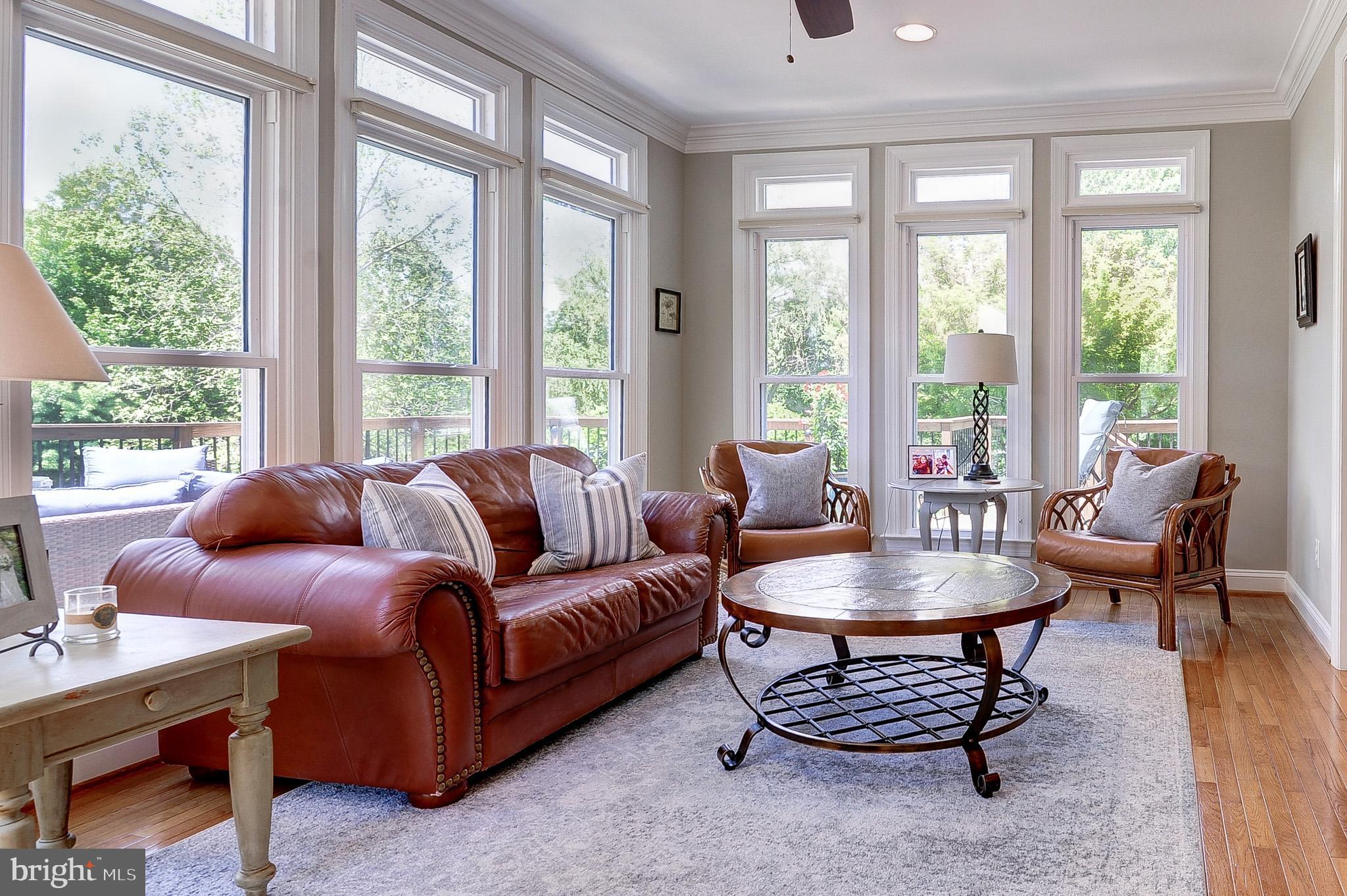 CHESTNUT HILLS - Residential
