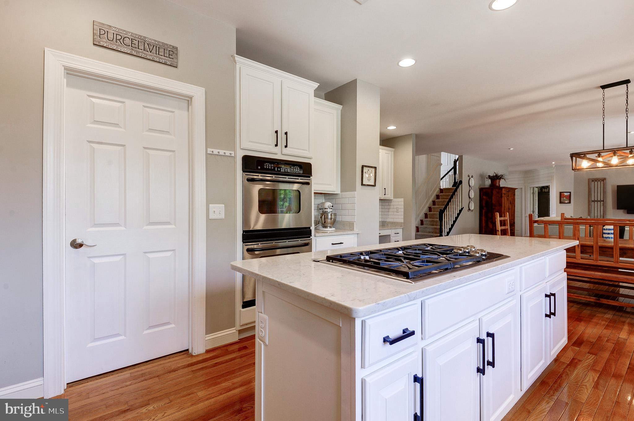 CHESTNUT HILLS - Residential